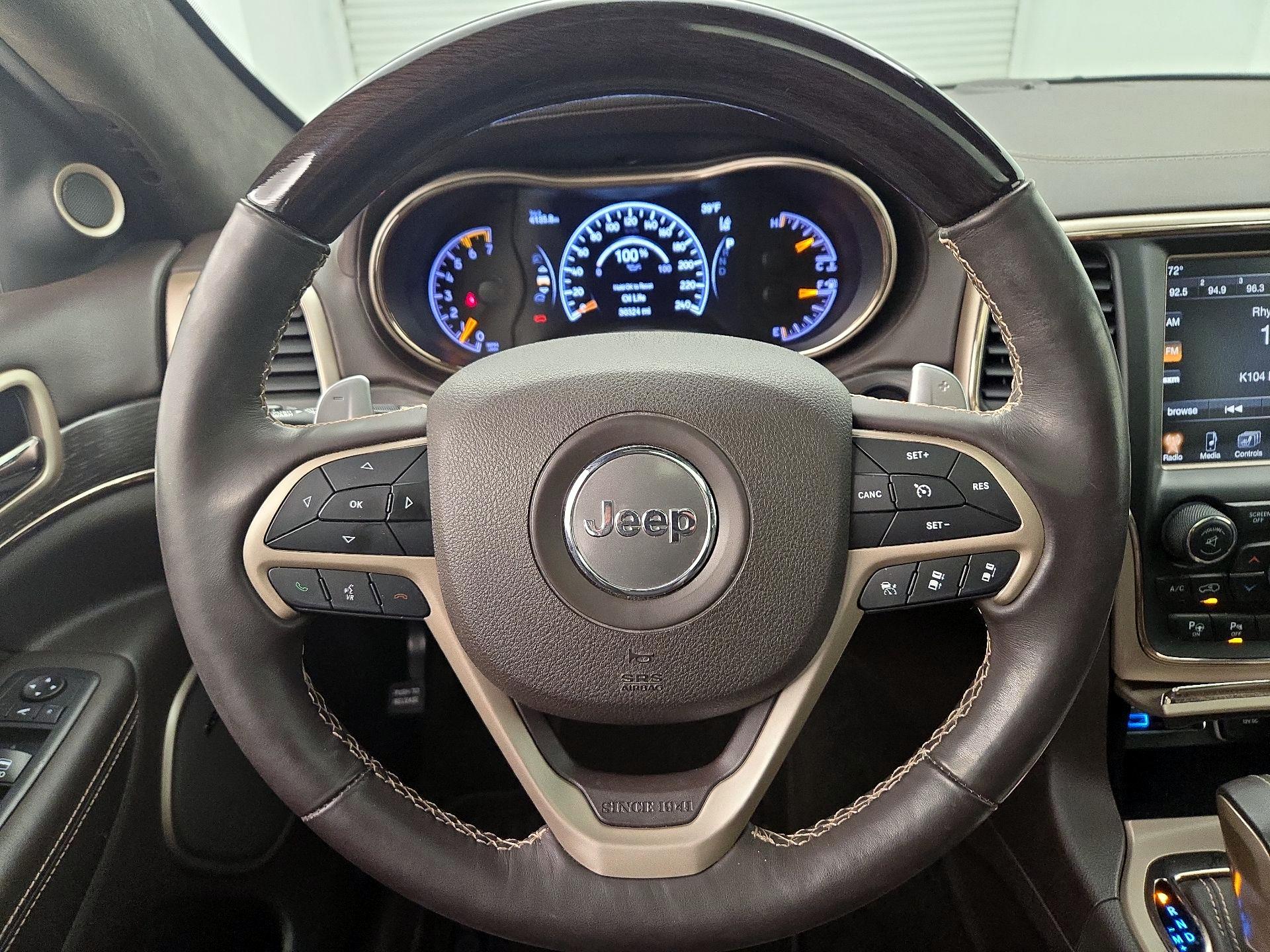 Thumbnail: 2017 Jeep Grand Cherokee - 10