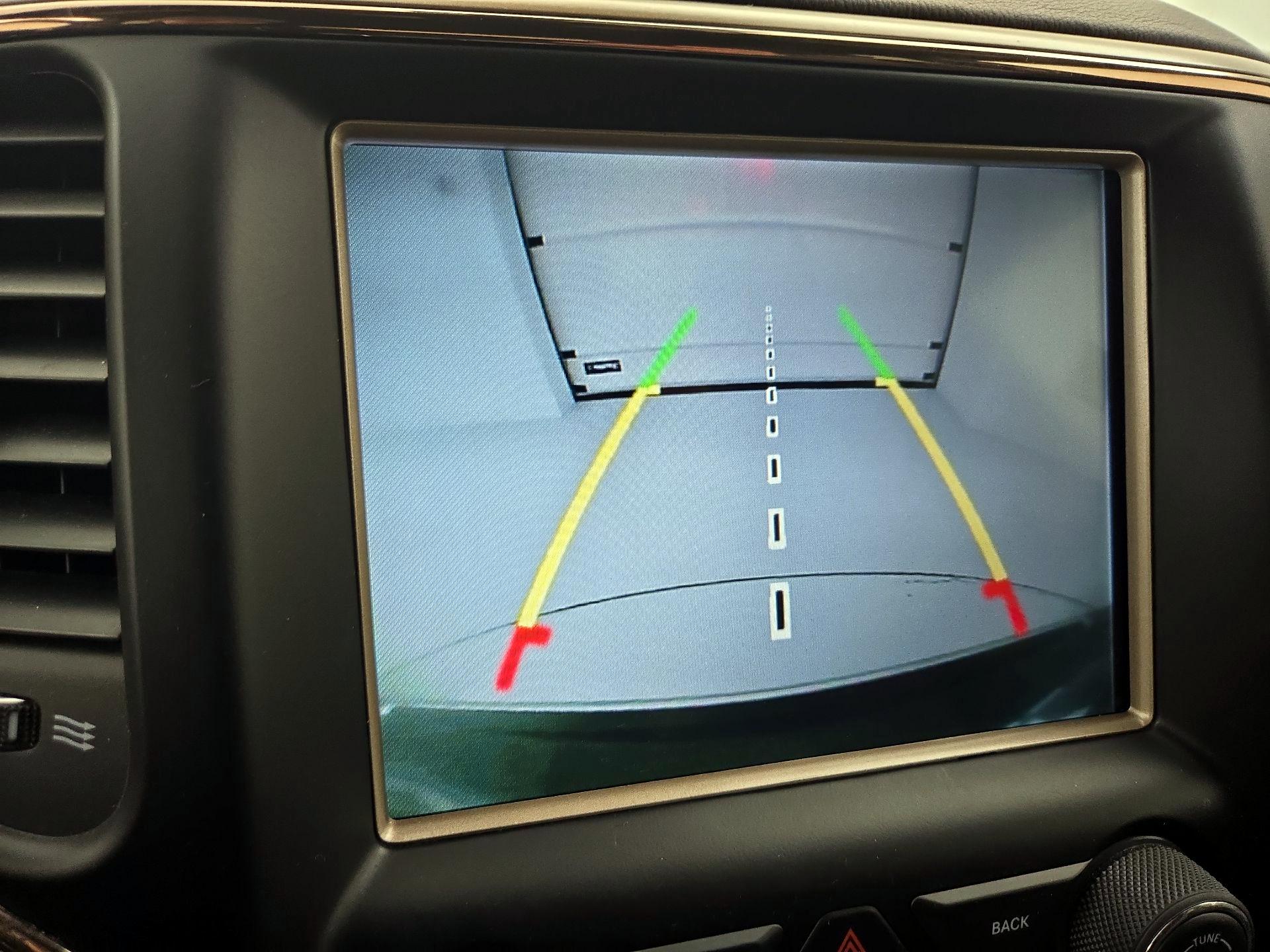 Thumbnail: 2017 Jeep Grand Cherokee - 14