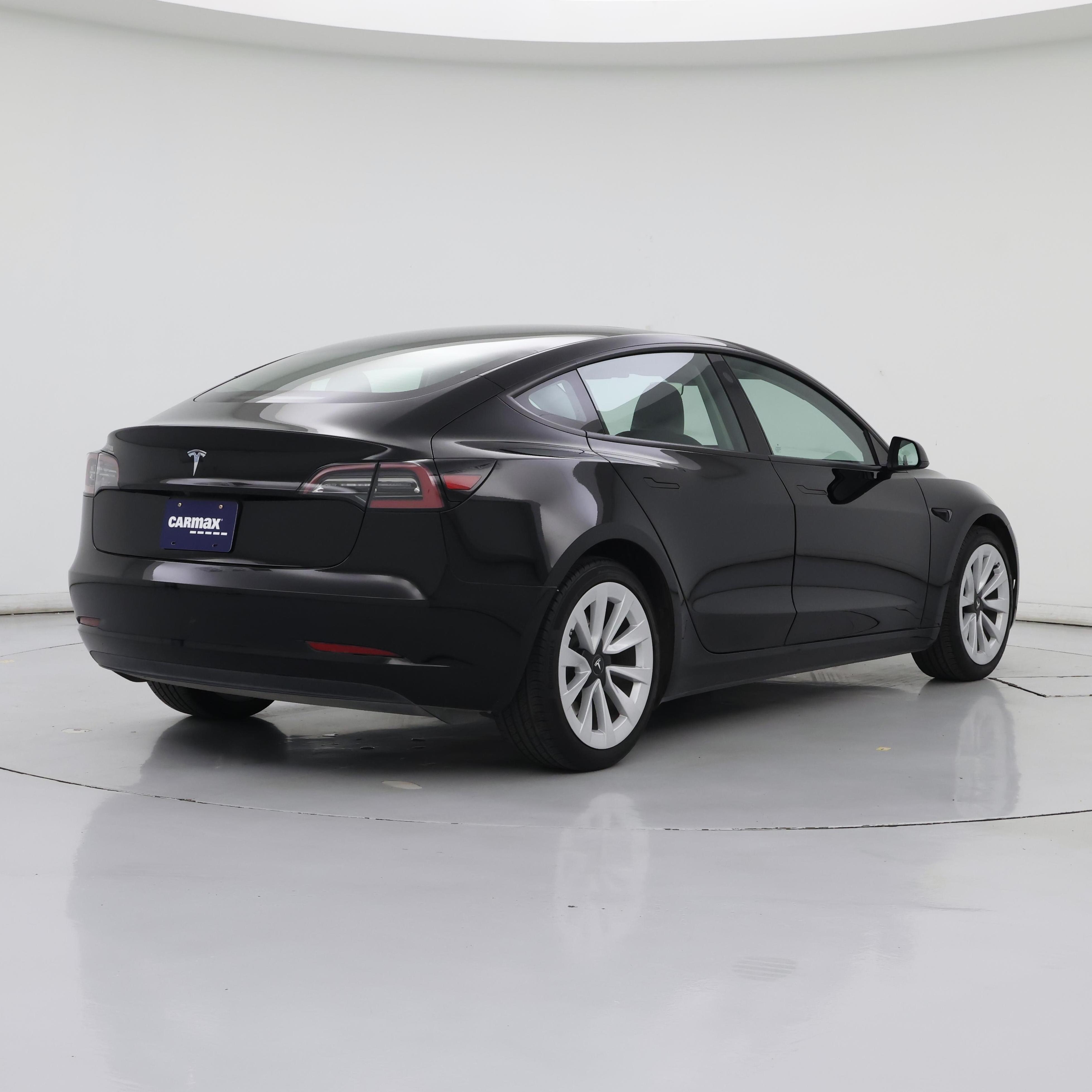 Thumbnail: 2023 Tesla Model 3 - 8