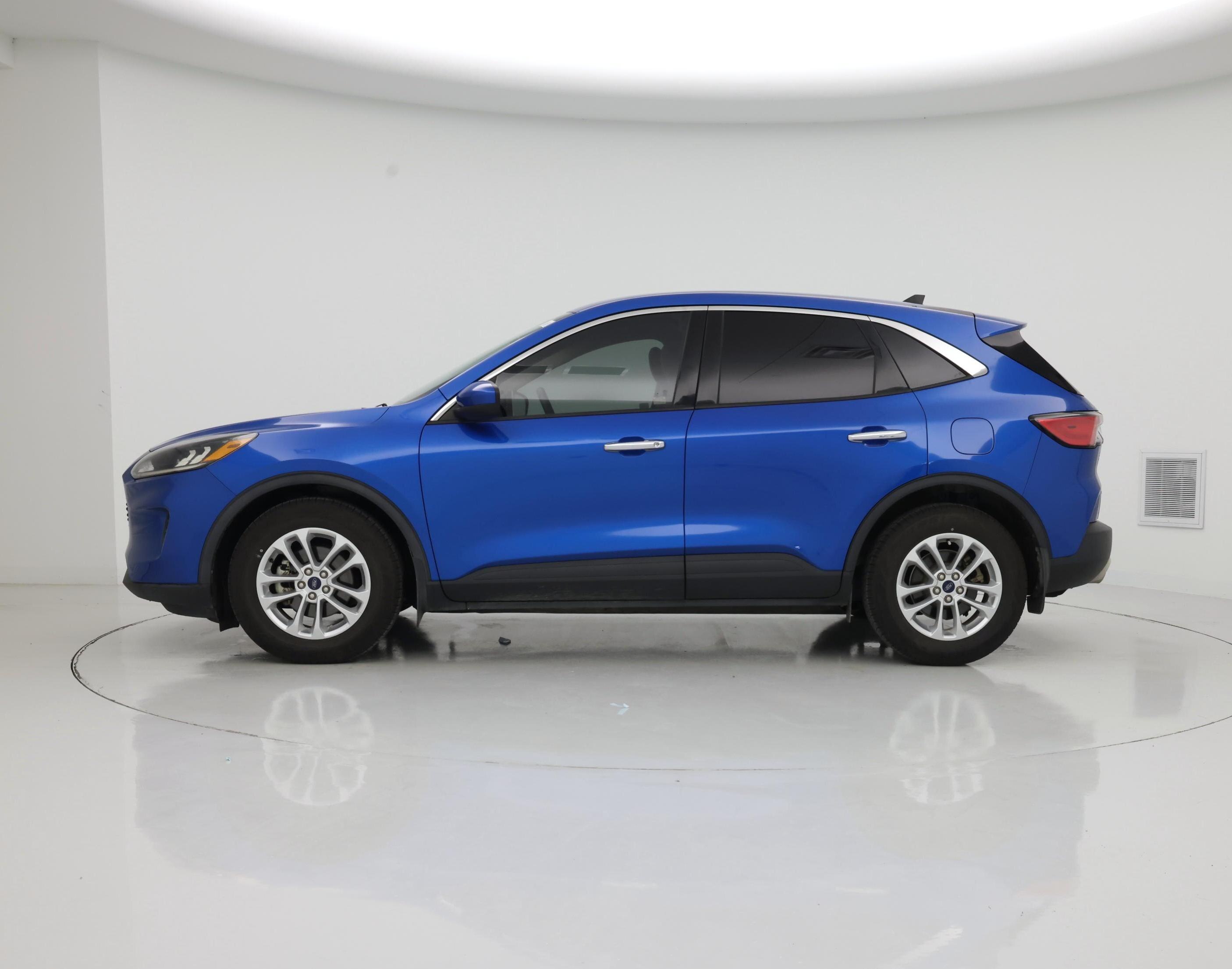 Thumbnail: 2020 Ford Escape - 3