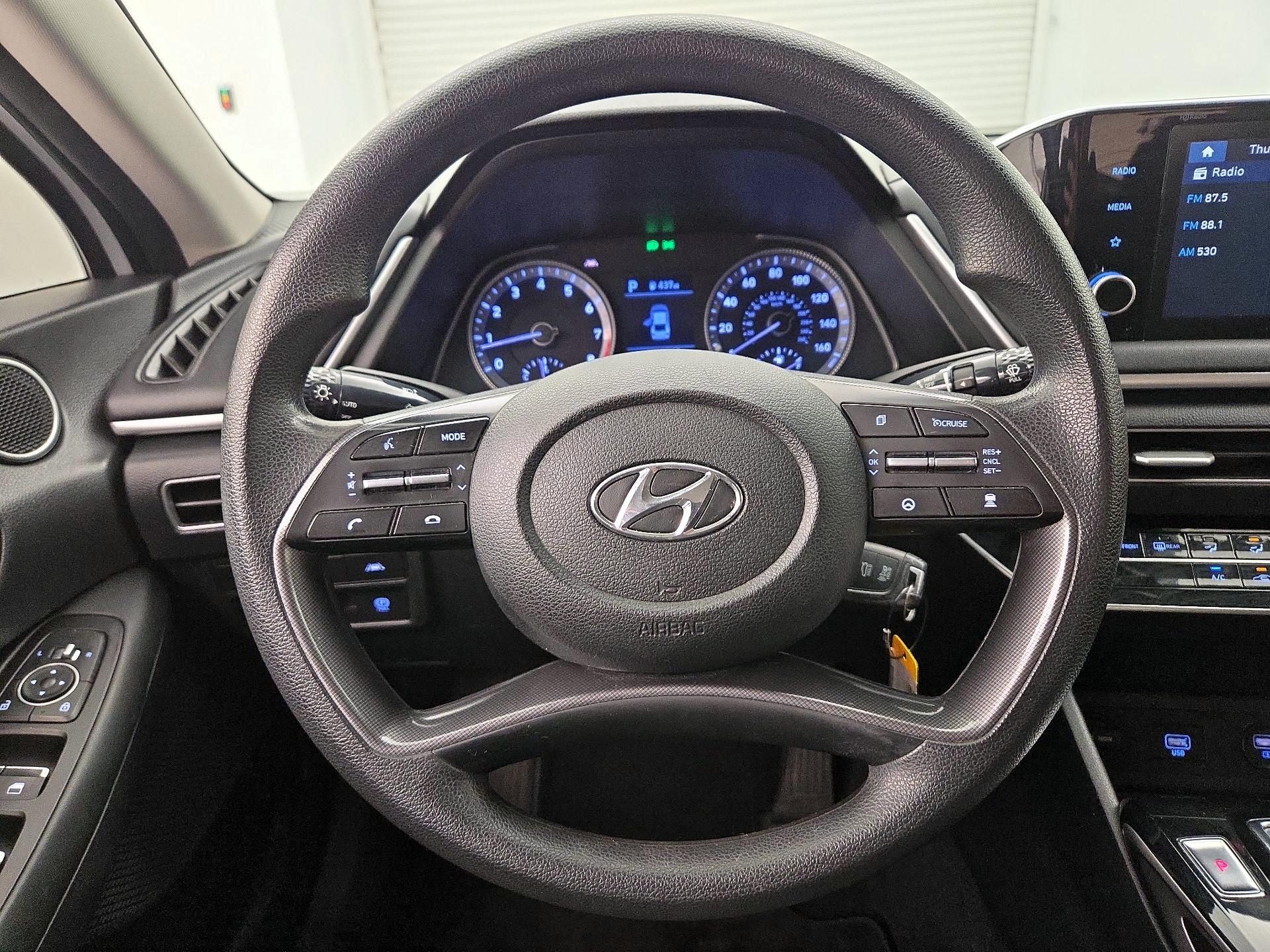 Thumbnail: 2022 Hyundai Sonata - 10