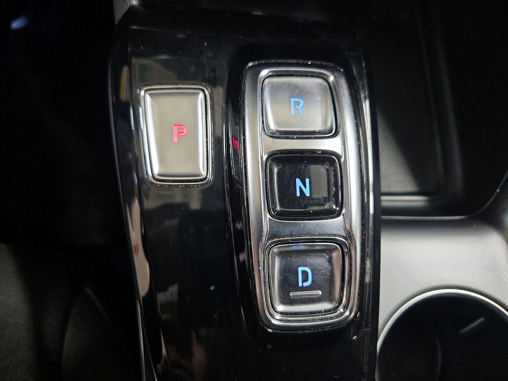 Thumbnail: 2022 Hyundai Sonata - 17