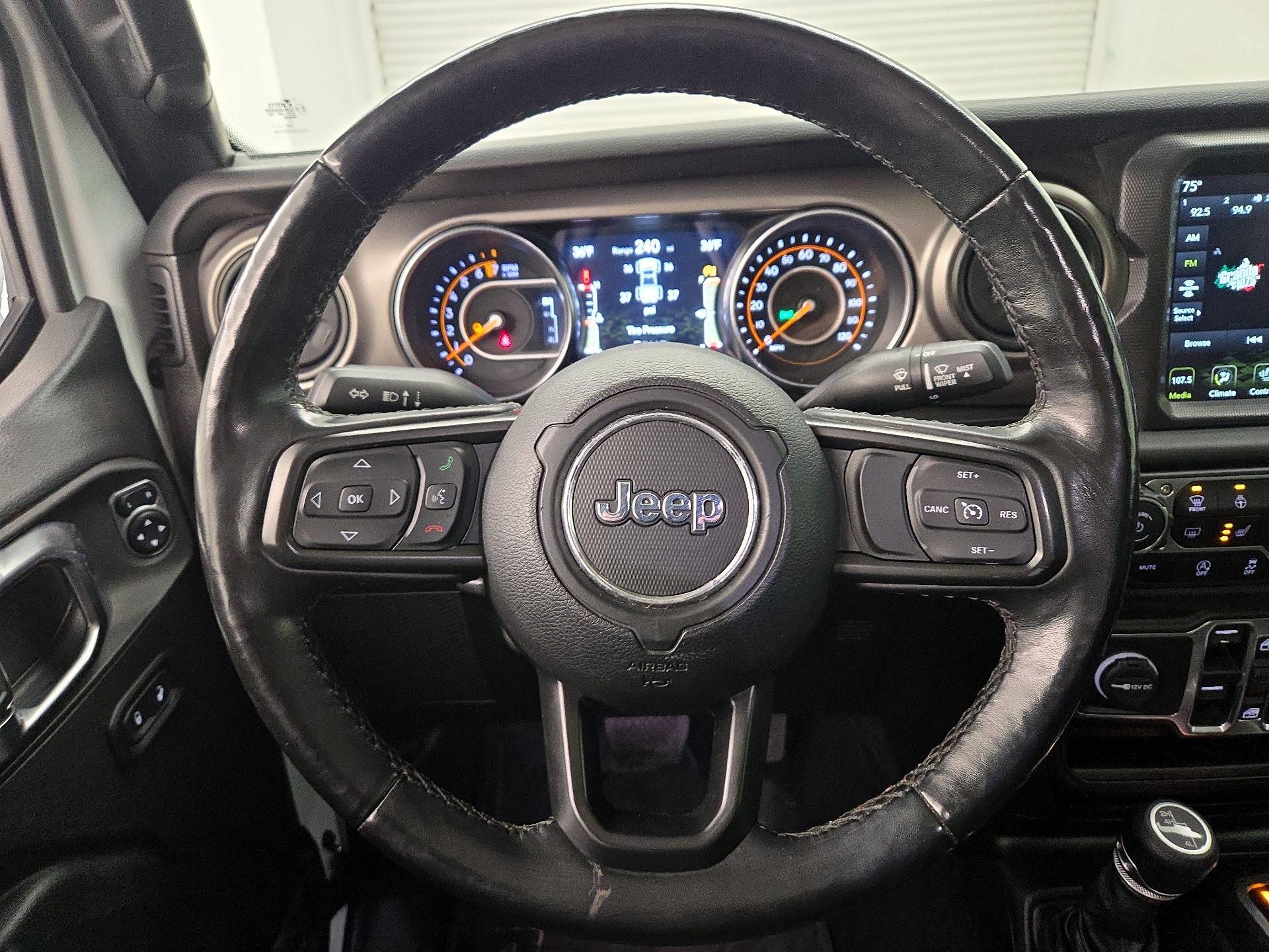 Thumbnail: 2020 Jeep Gladiator - 10