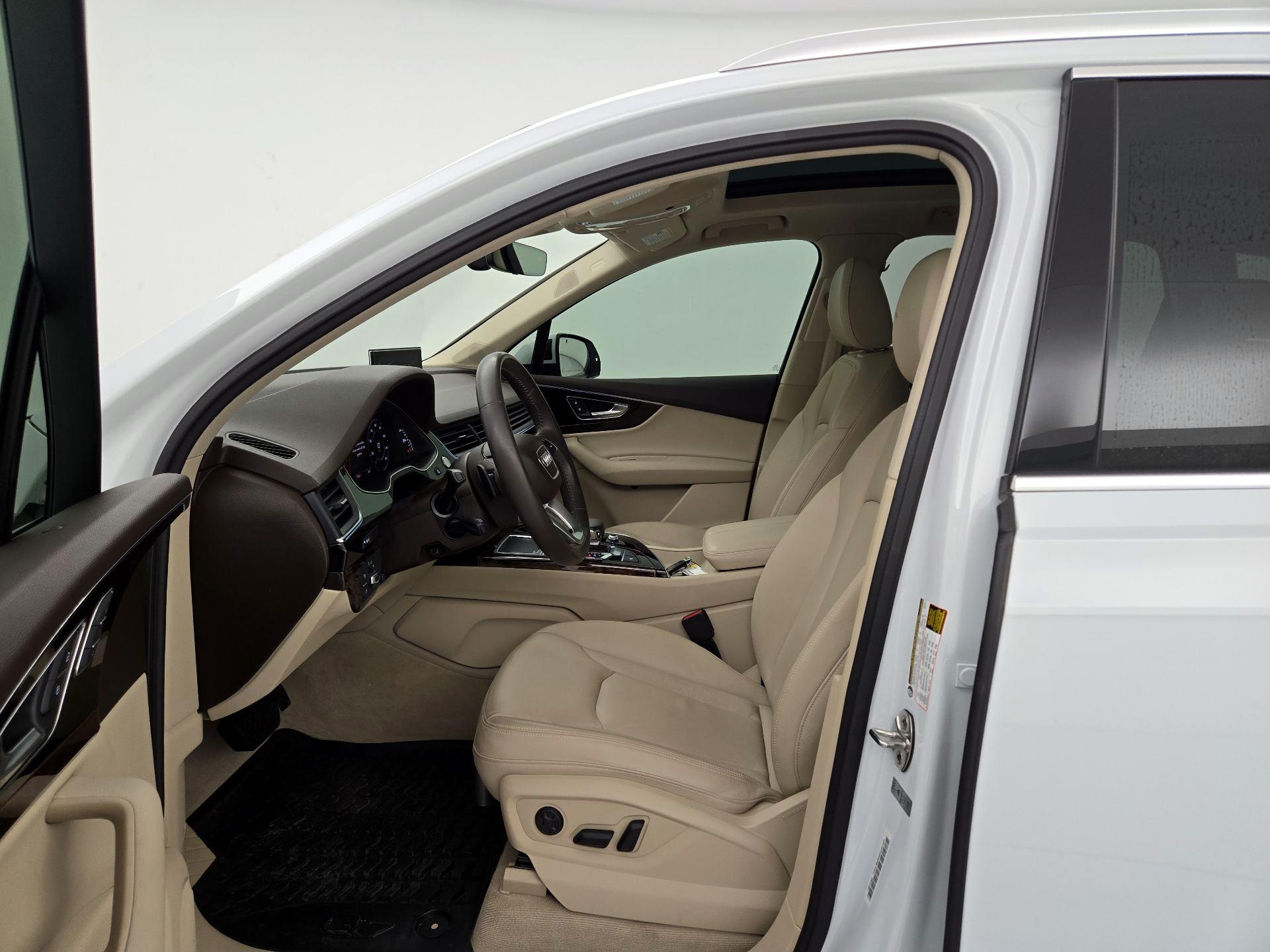 Thumbnail: 2018 Audi Q7 - 11