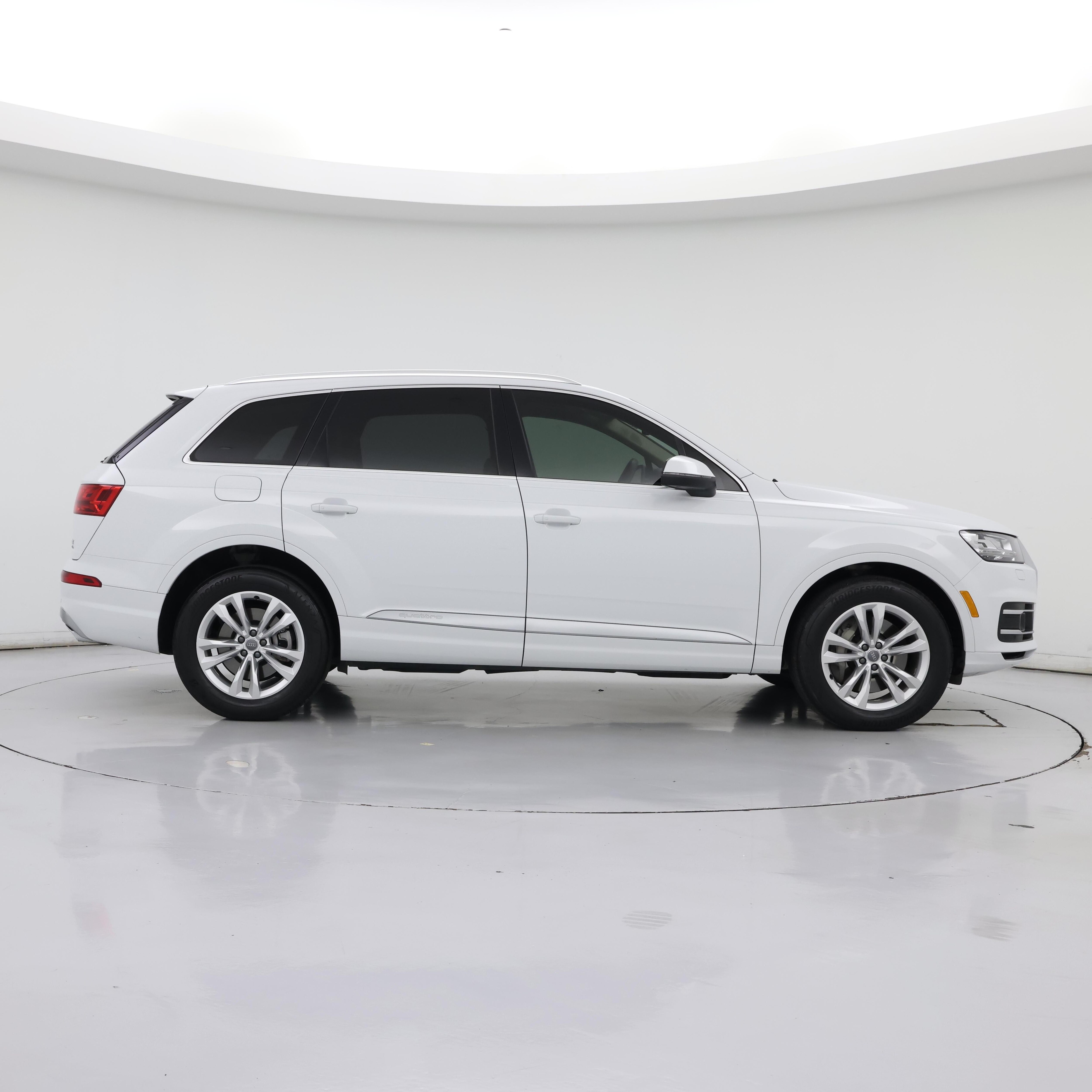 Thumbnail: 2018 Audi Q7 - 7