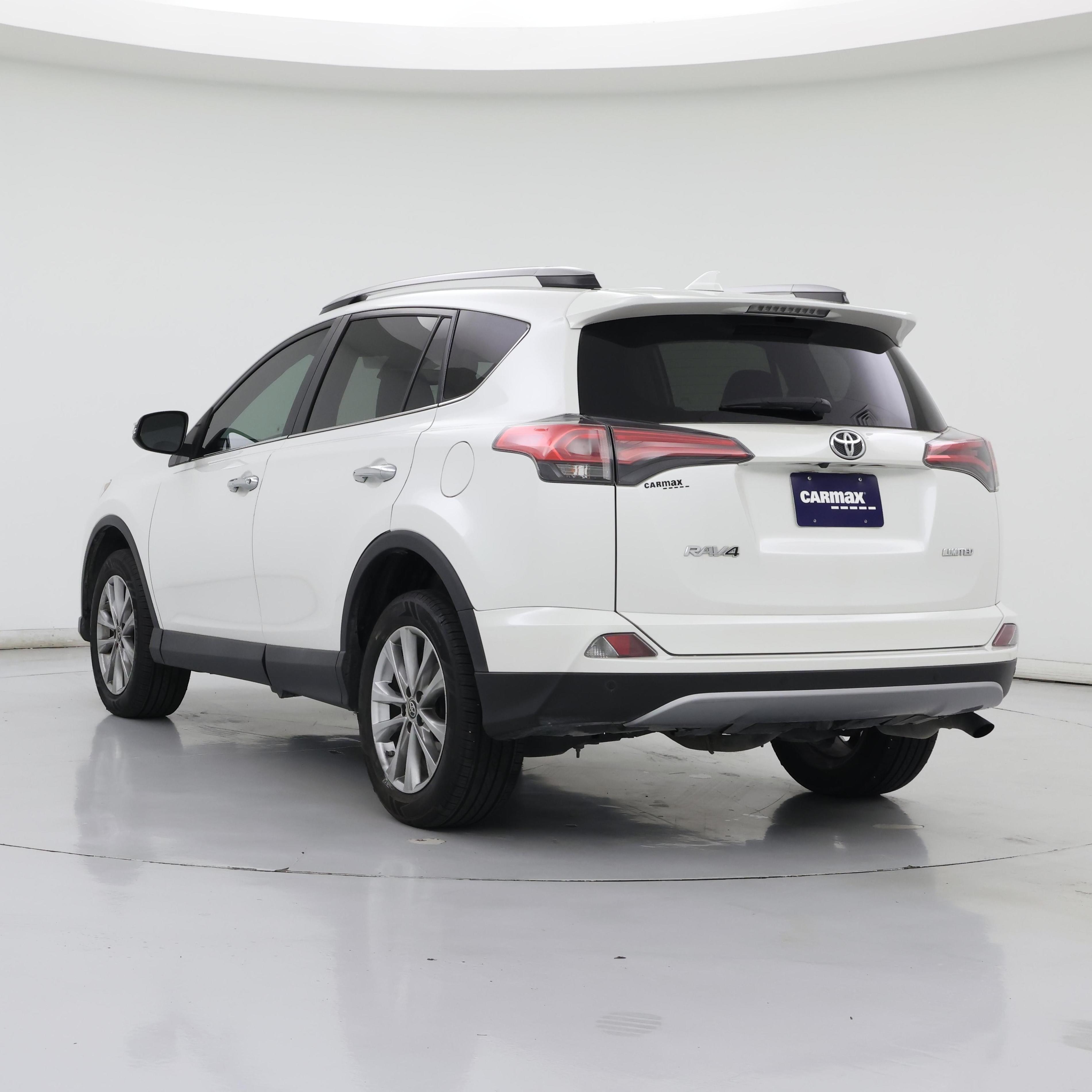 Thumbnail: 2017 Toyota RAV4 - 2