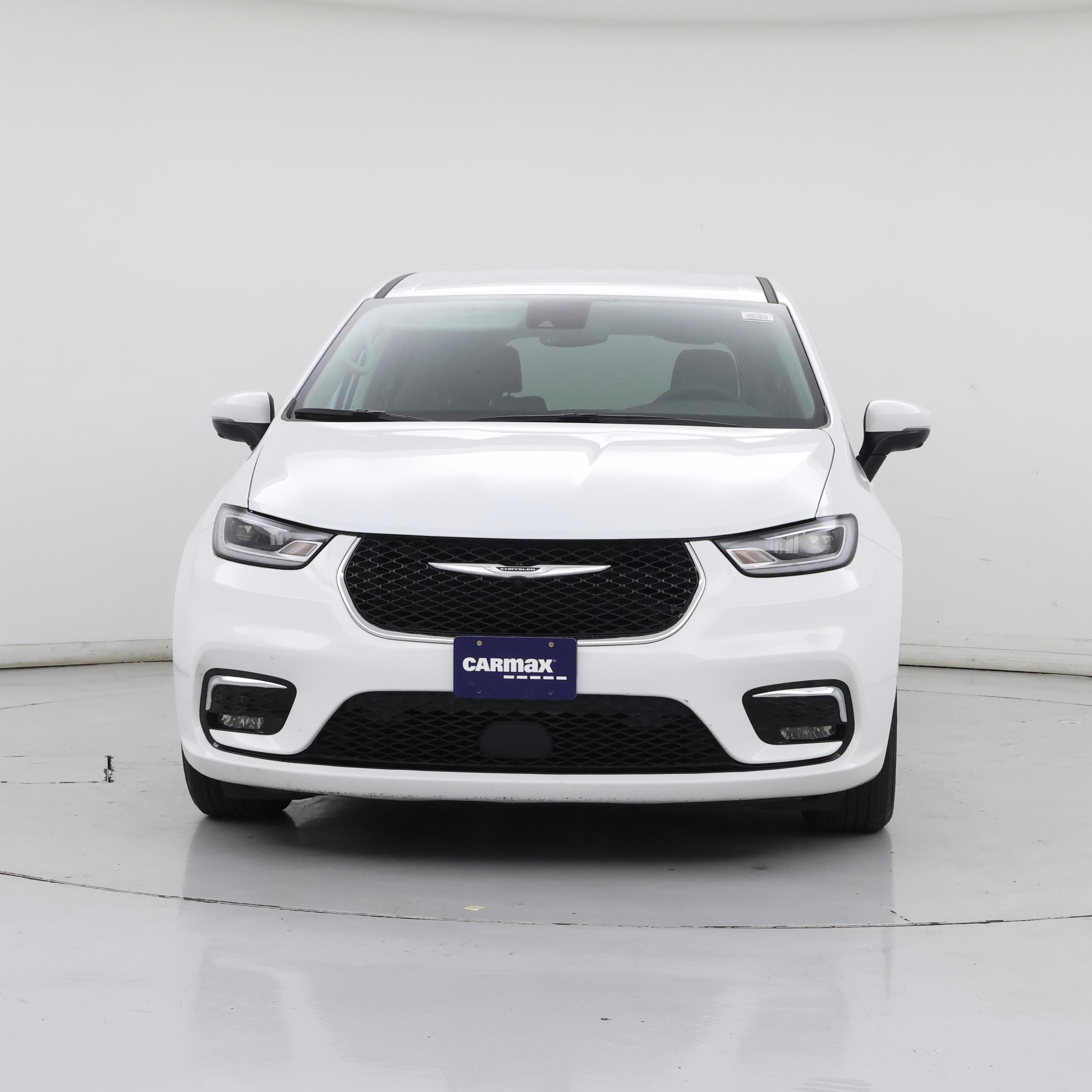 Thumbnail: 2023 Chrysler Pacifica - 5