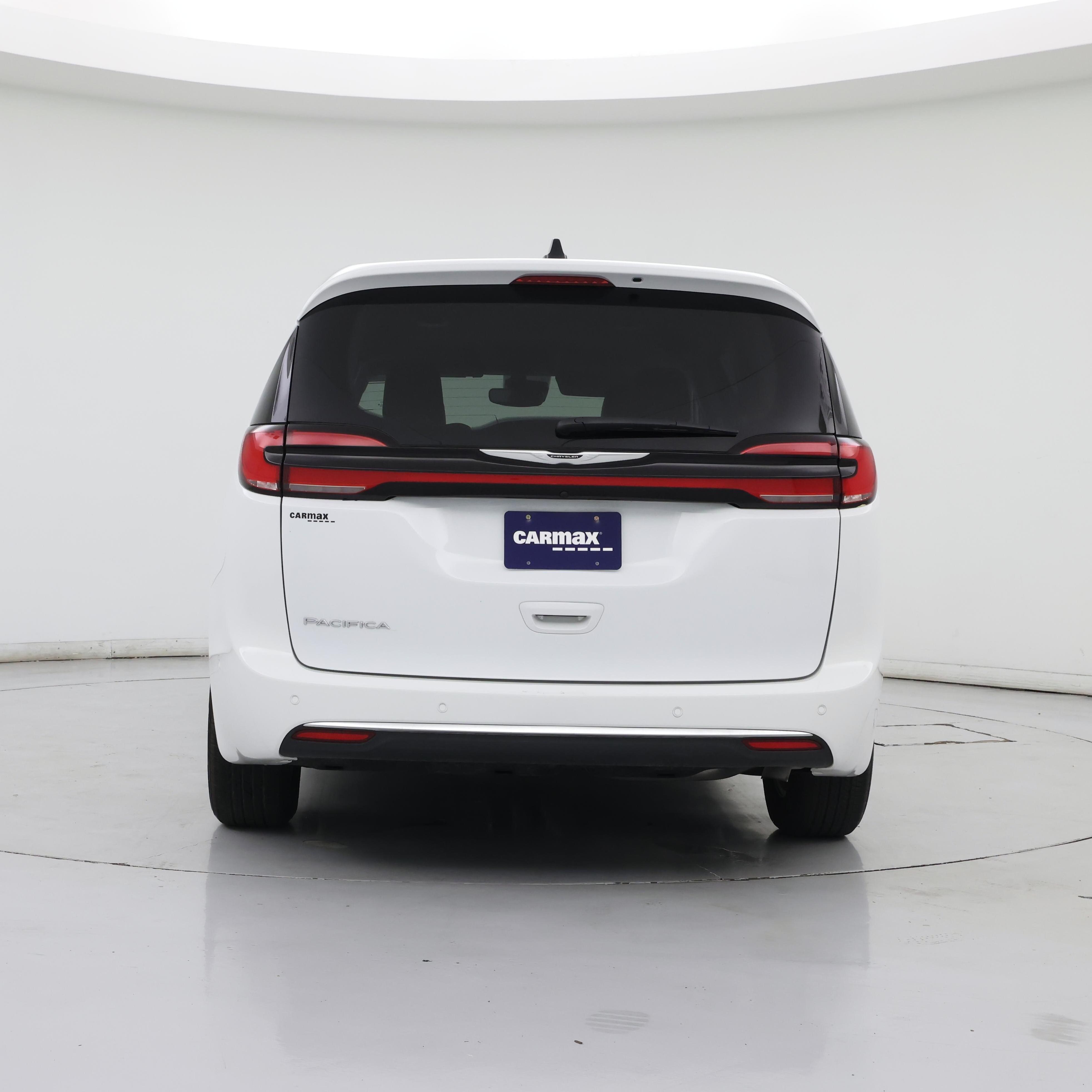 Thumbnail: 2023 Chrysler Pacifica - 6