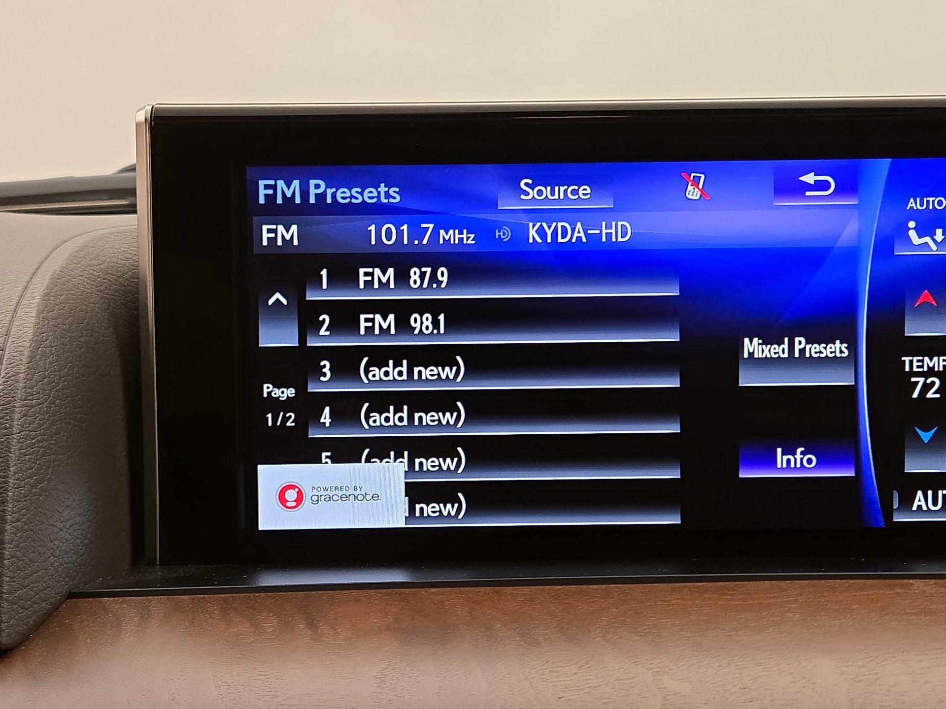 Thumbnail: 2016 Lexus LX - 16