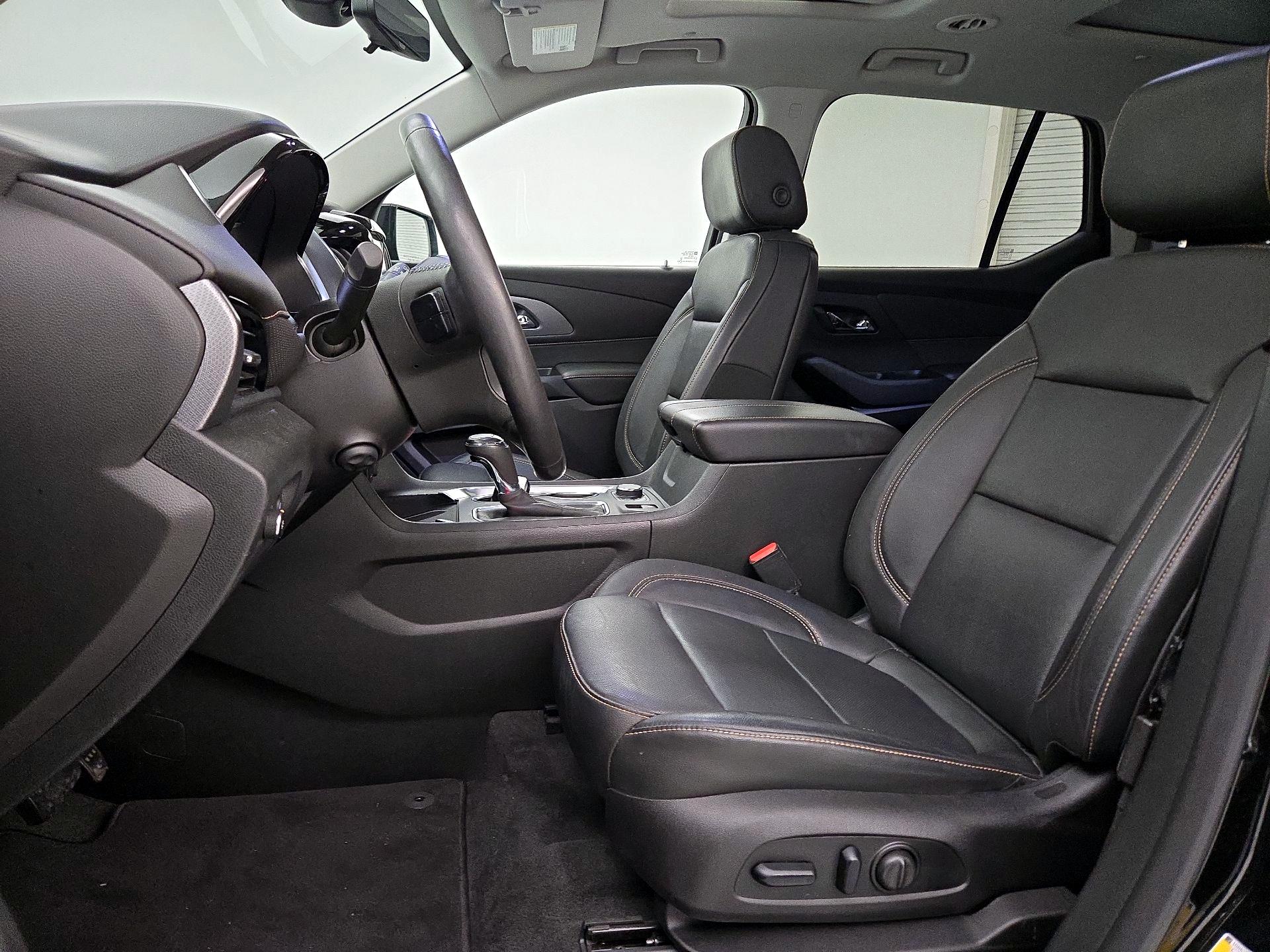 Thumbnail: 2019 Chevrolet Traverse - 11