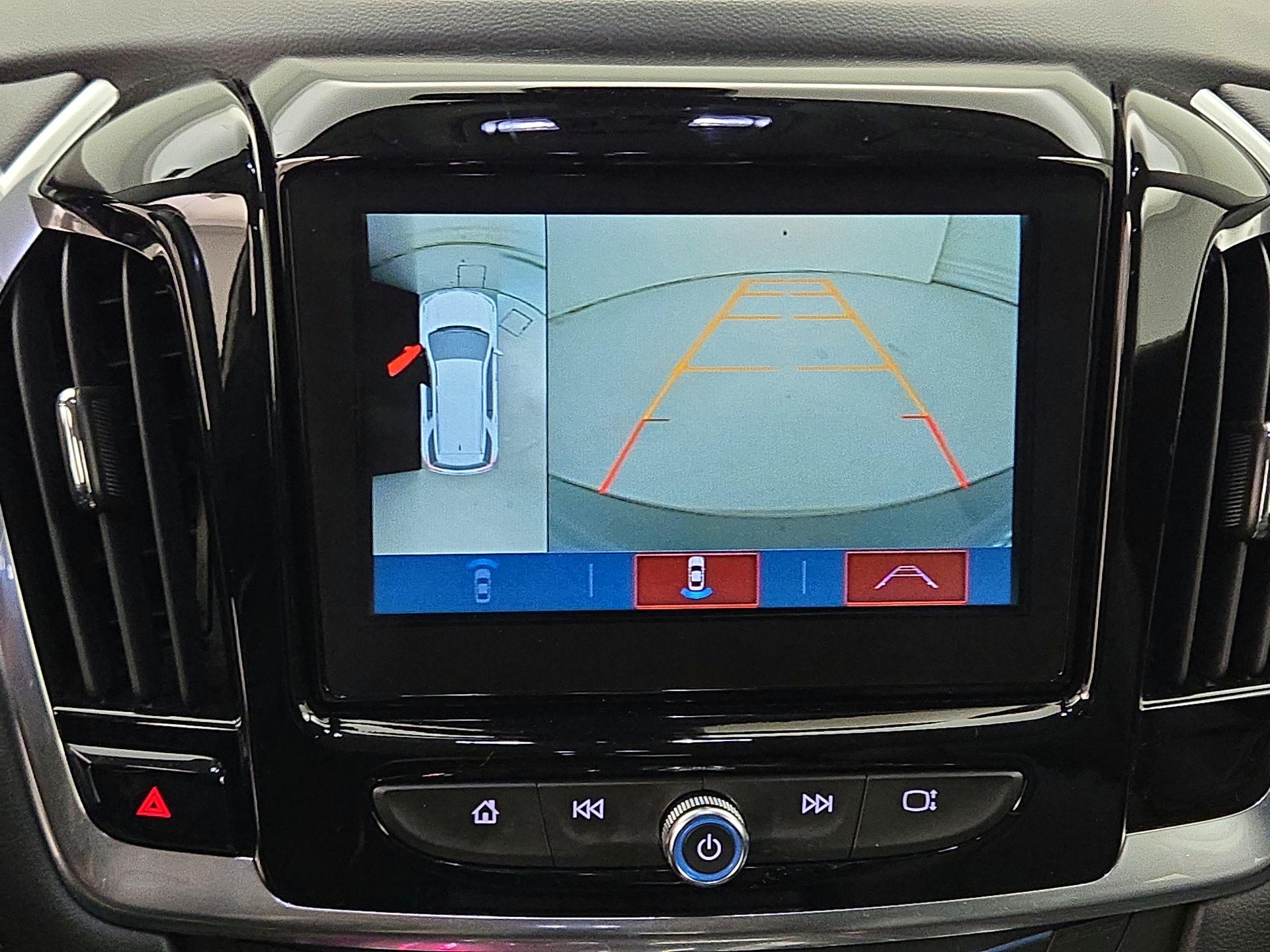 Thumbnail: 2019 Chevrolet Traverse - 15