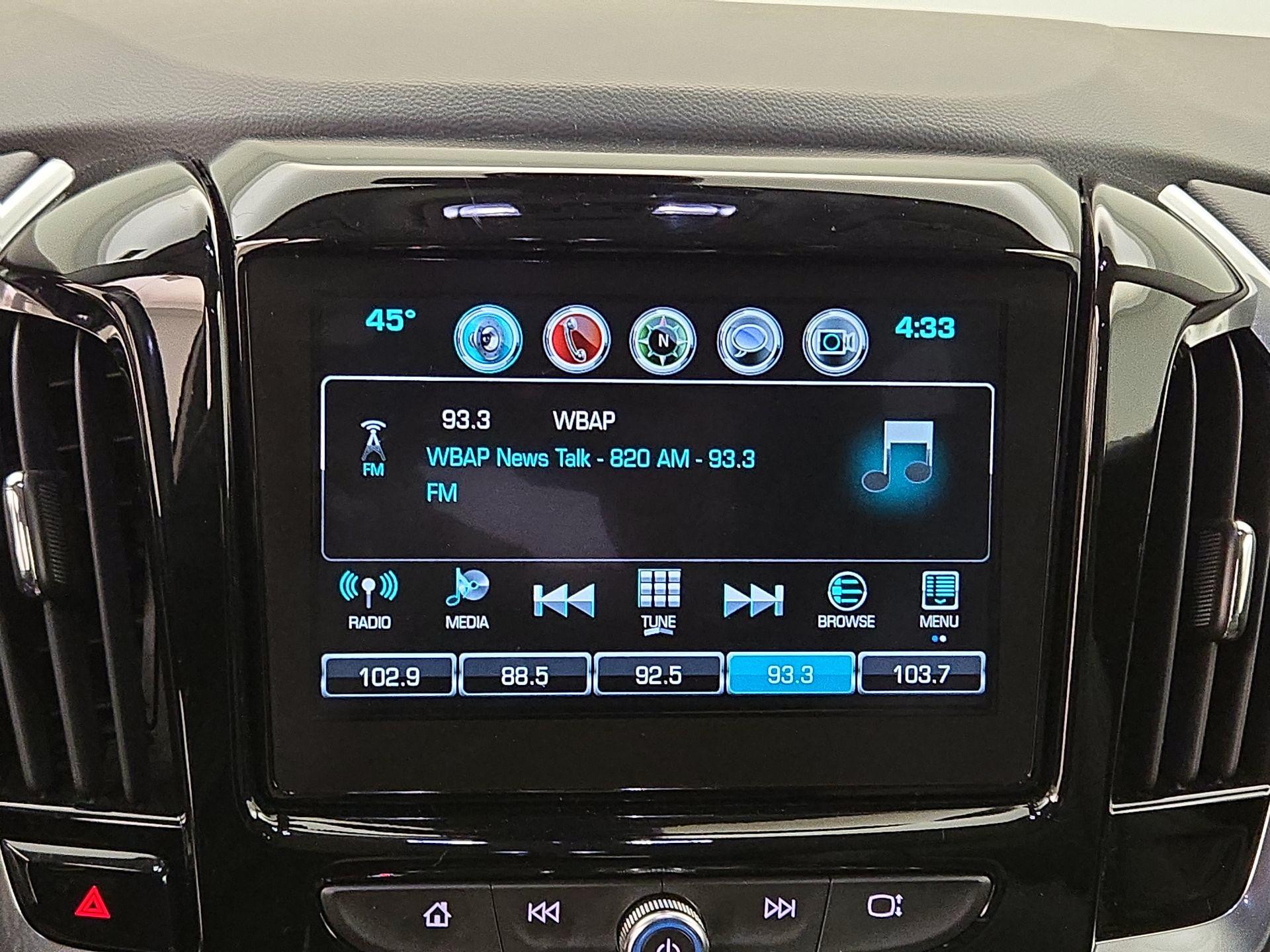 Thumbnail: 2019 Chevrolet Traverse - 16