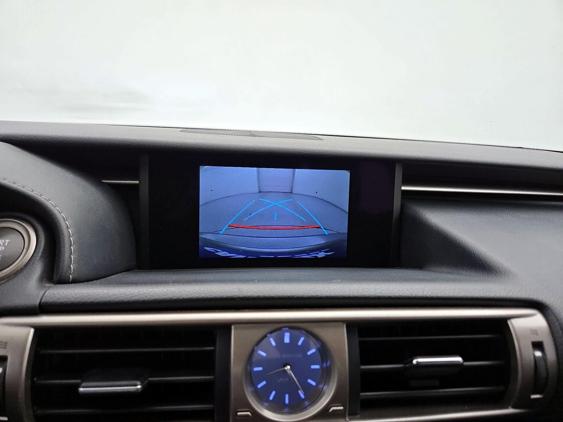 Thumbnail: 2016 Lexus IS - 14