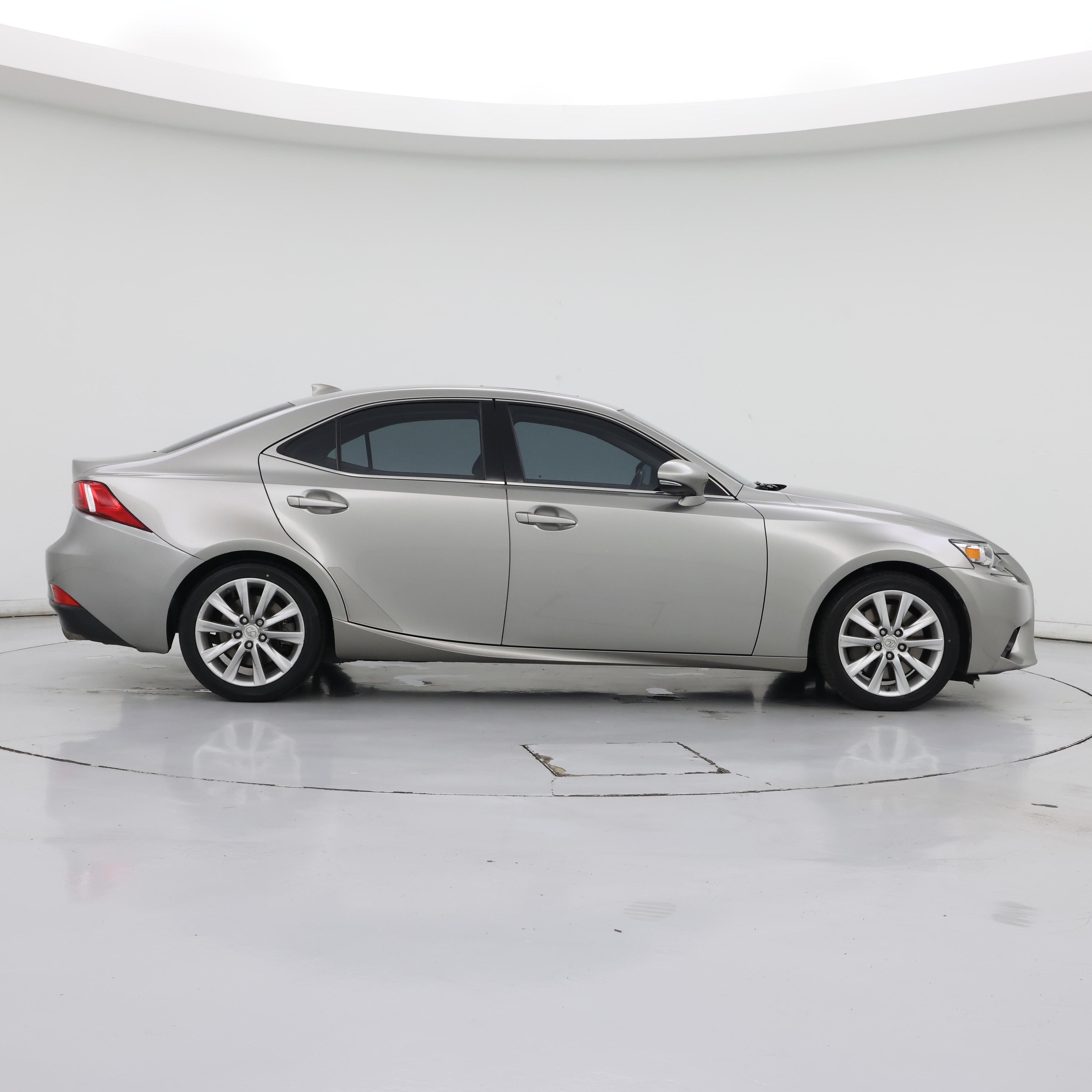 Thumbnail: 2016 Lexus IS - 7