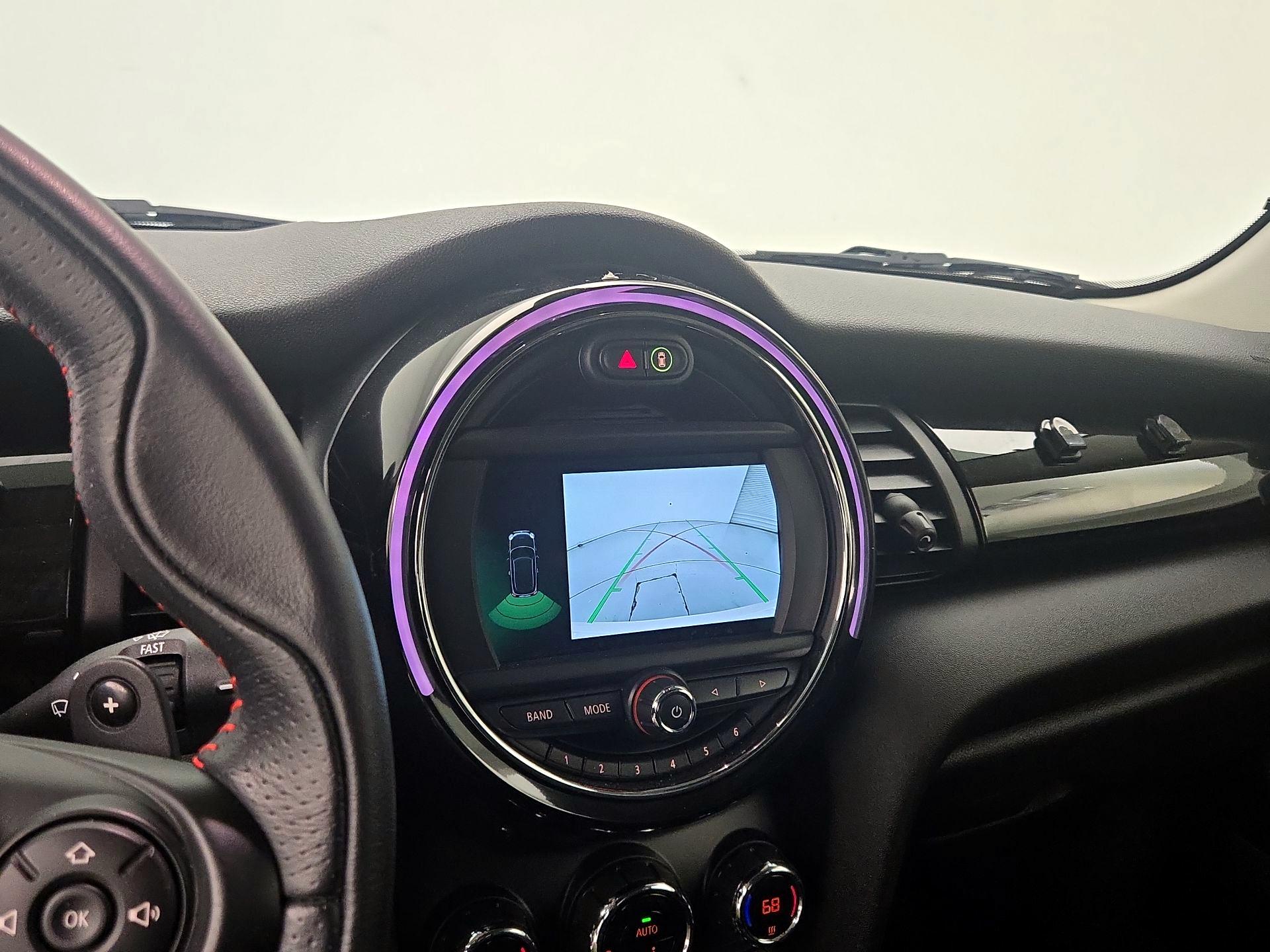 Thumbnail: 2019 MINI Cooper Hardtop - 14