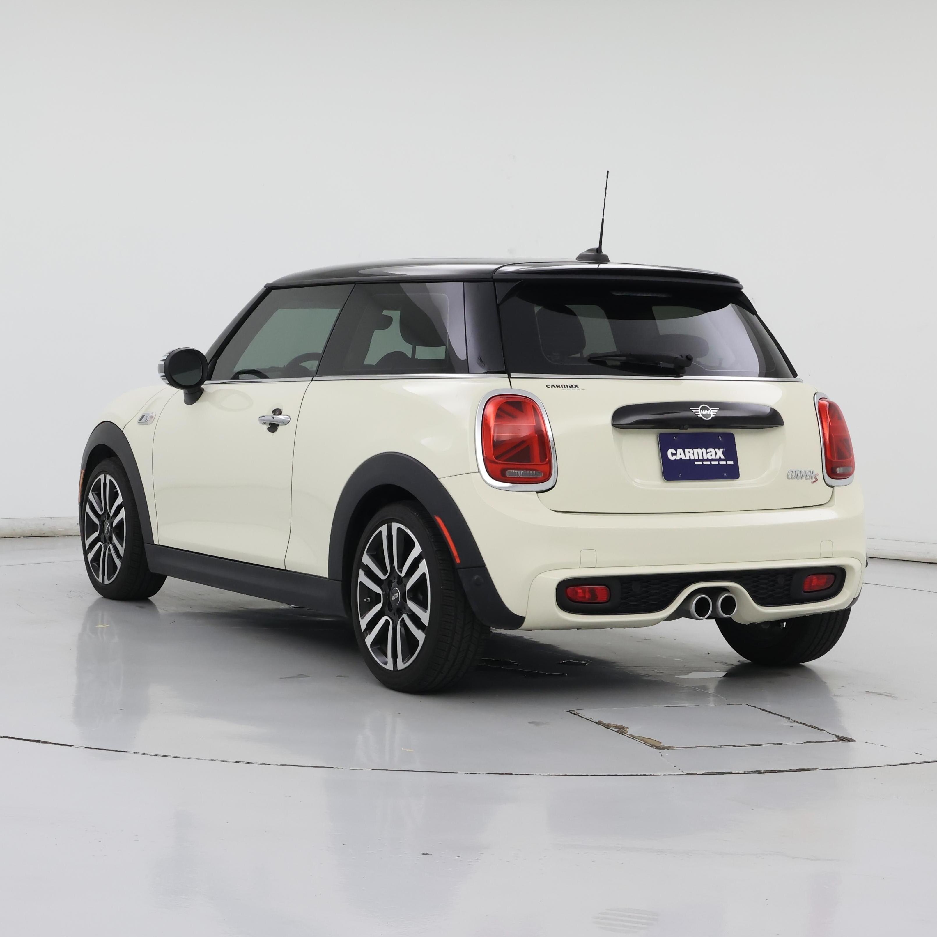 Thumbnail: 2019 MINI Cooper Hardtop - 2