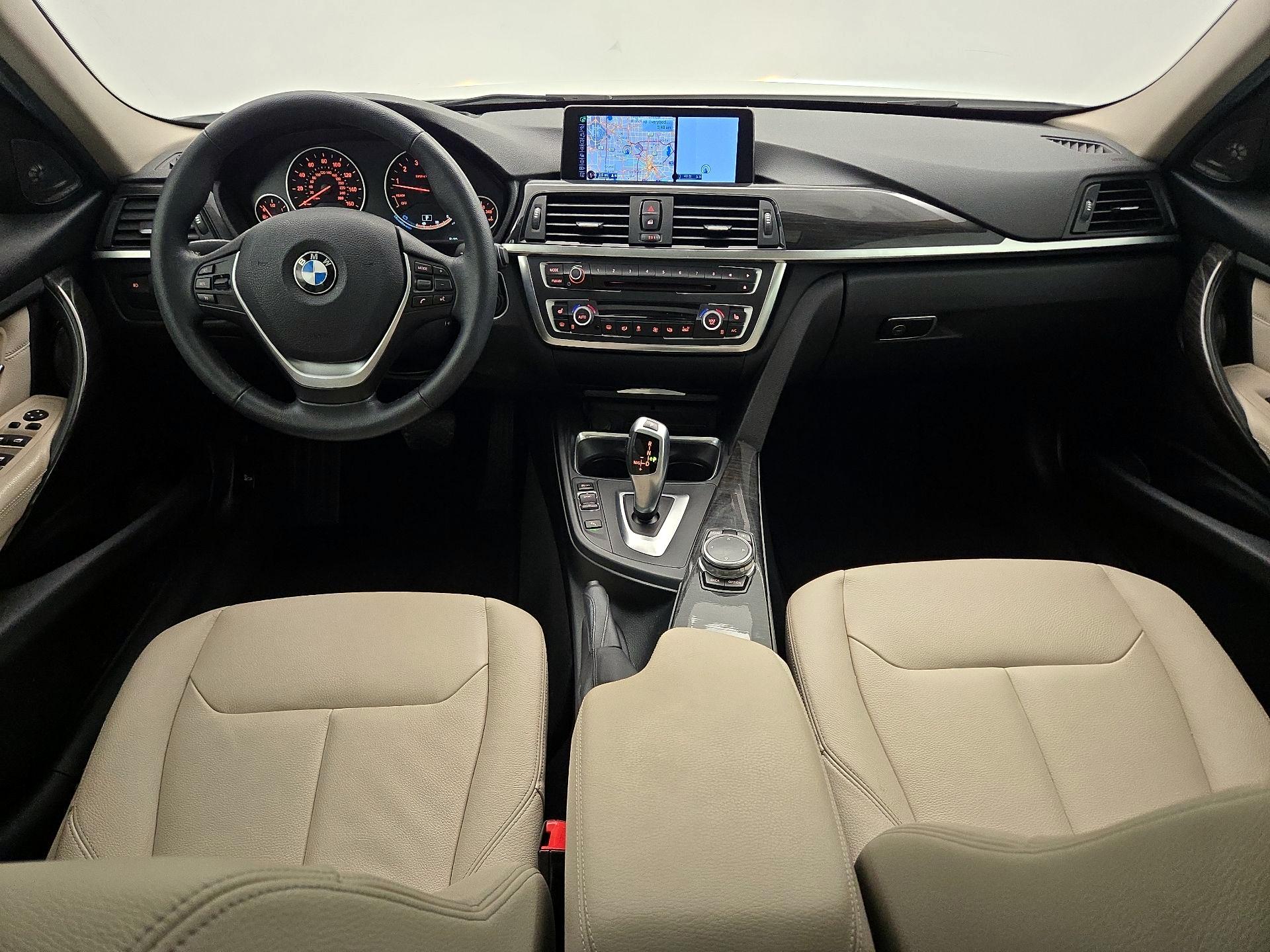 Thumbnail: 2015 BMW 3 Series - 9