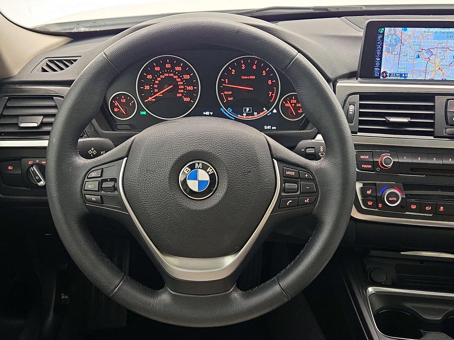 Thumbnail: 2015 BMW 3 Series - 10