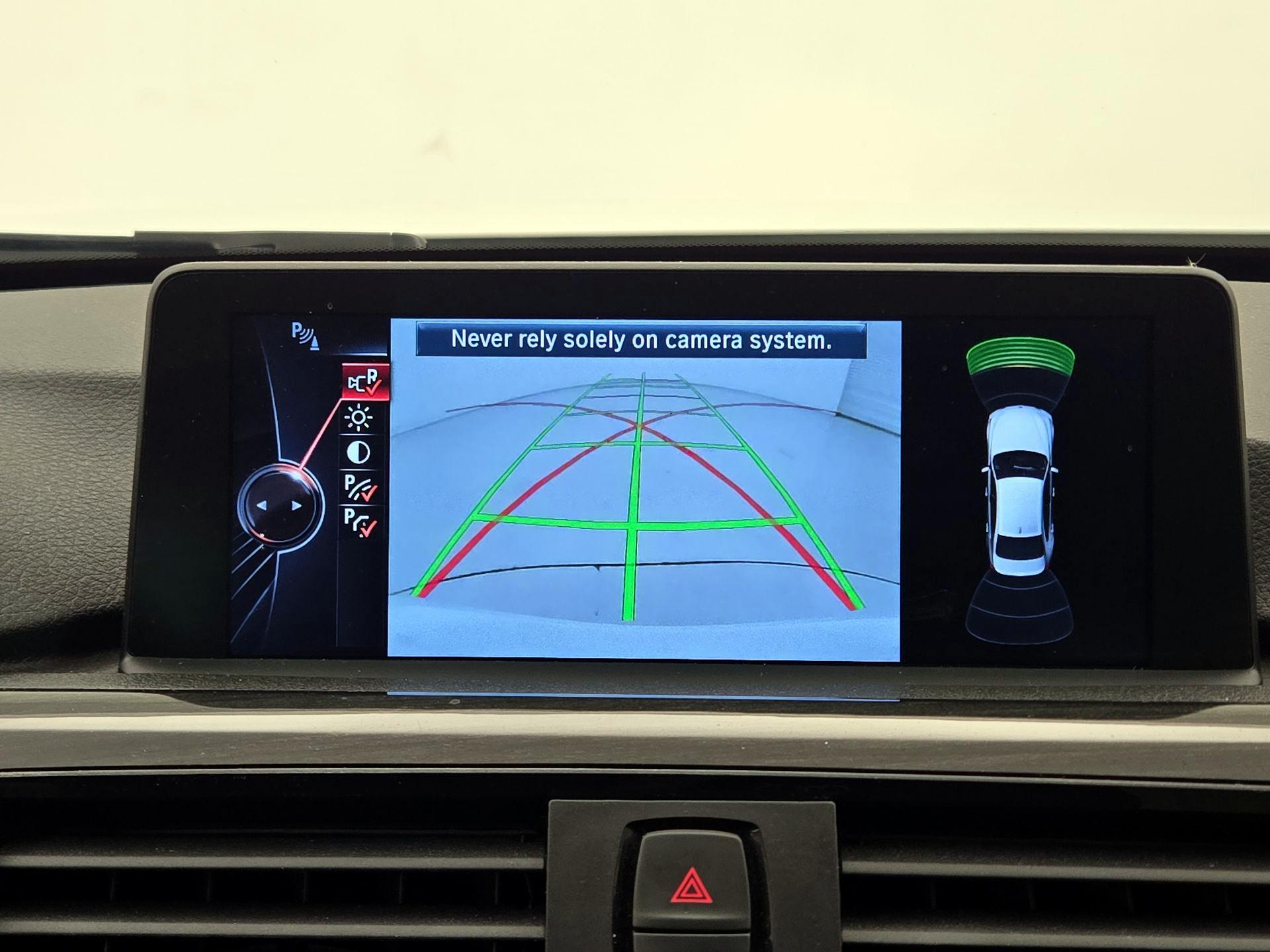 Thumbnail: 2015 BMW 3 Series - 15