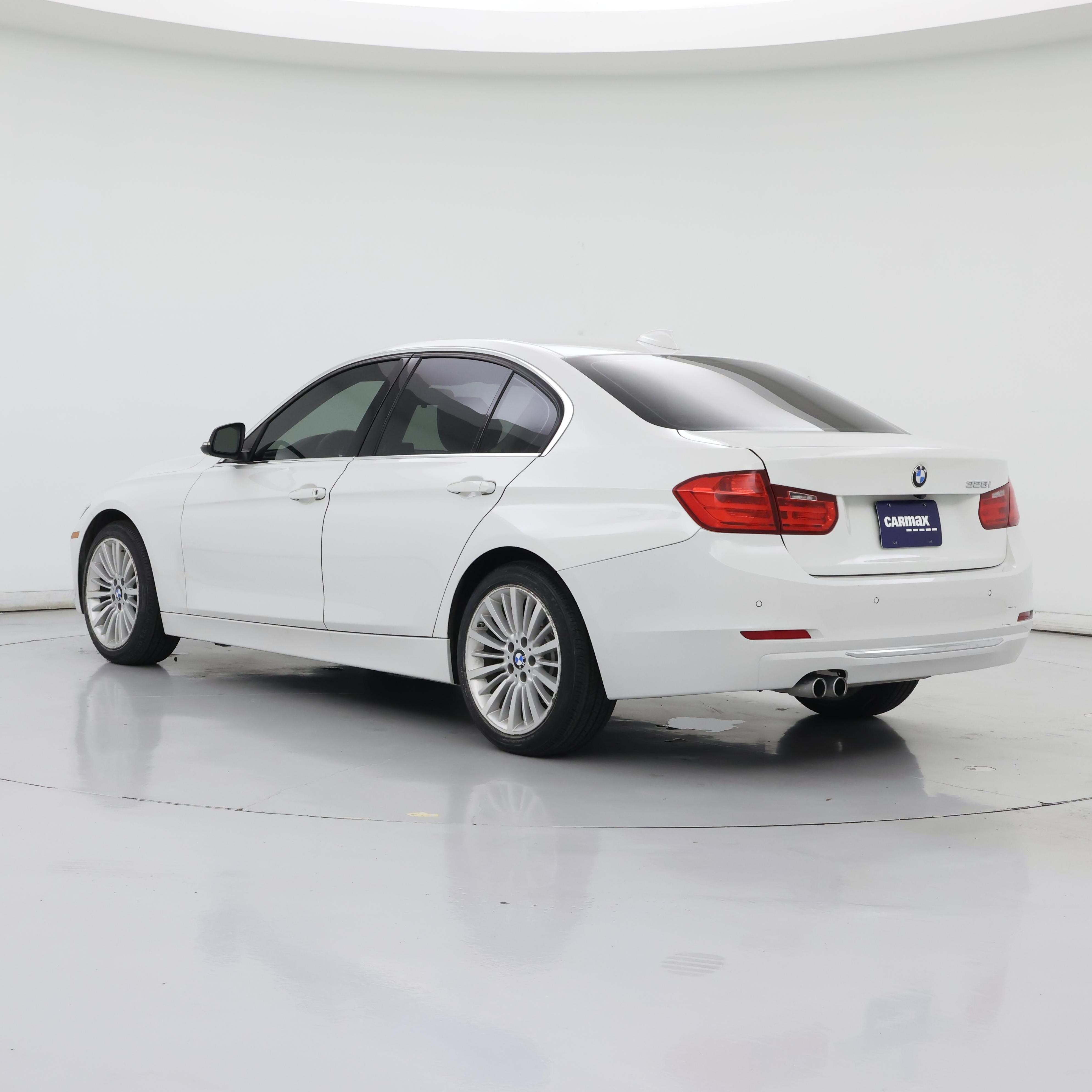 Thumbnail: 2015 BMW 3 Series - 2