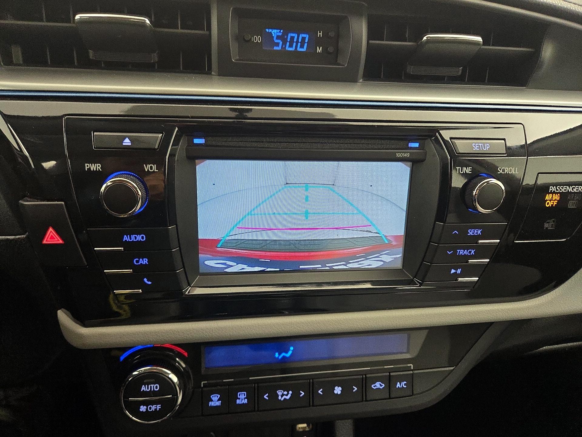 Thumbnail: 2015 Toyota Corolla - 14