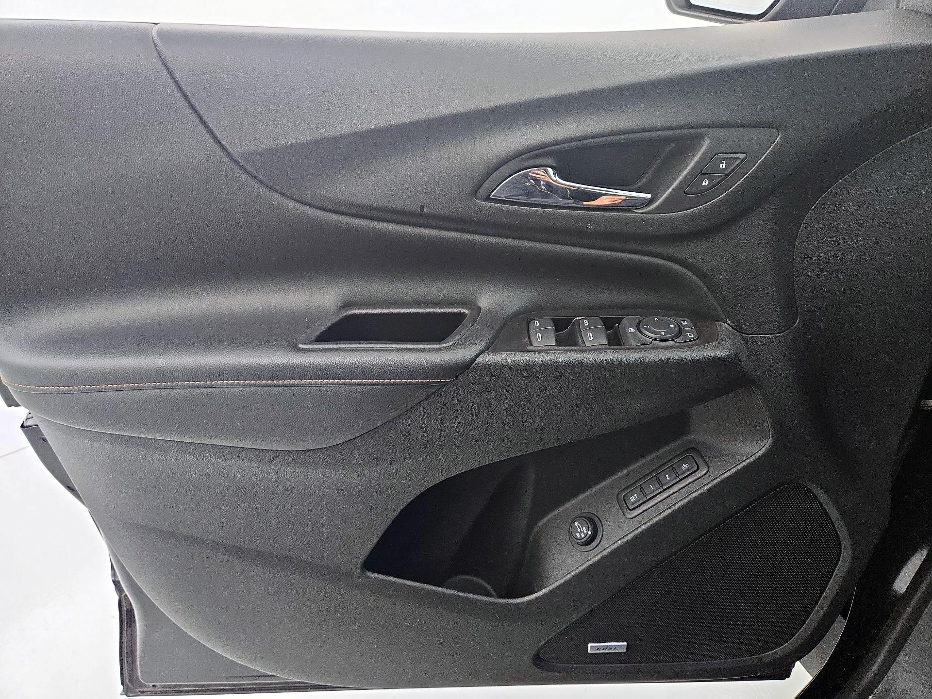 Thumbnail: 2018 Chevrolet Equinox - 12