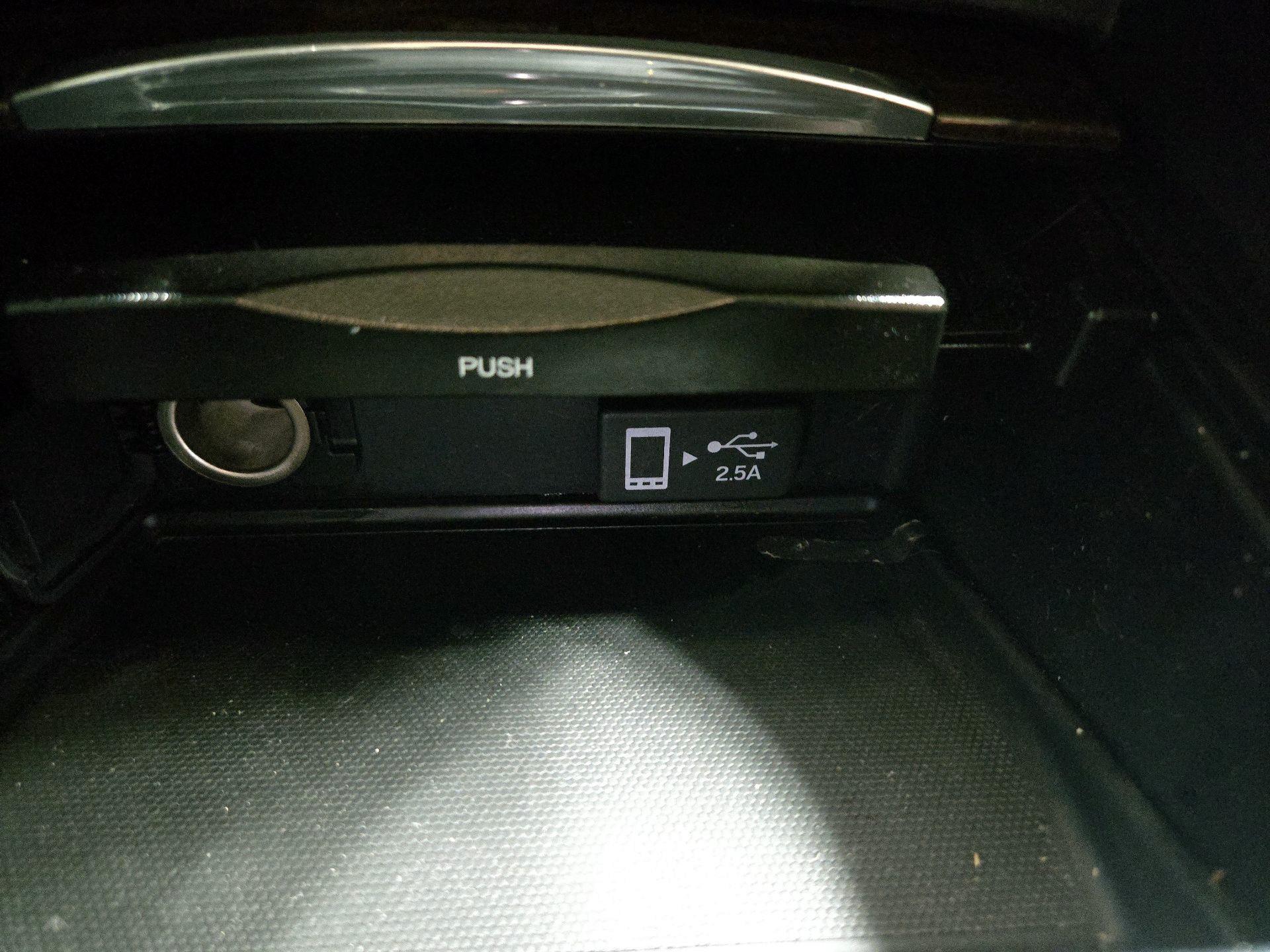 Thumbnail: 2018 Acura TLX - 18