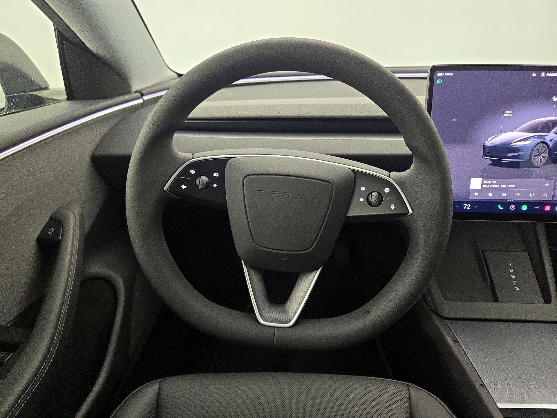 Thumbnail: 2025 Tesla Model 3 - 10