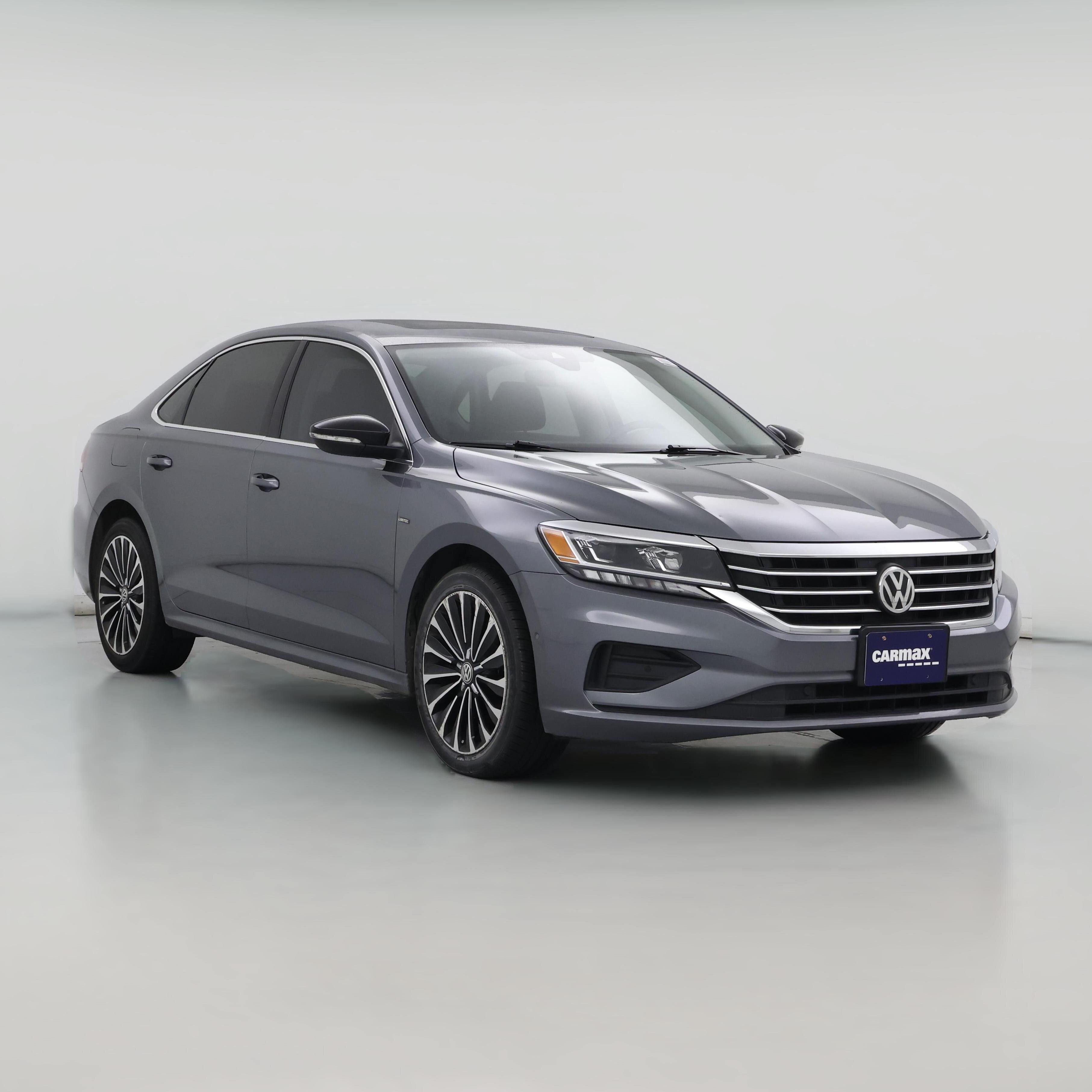 Thumbnail: 2022 Volkswagen Passat - 1