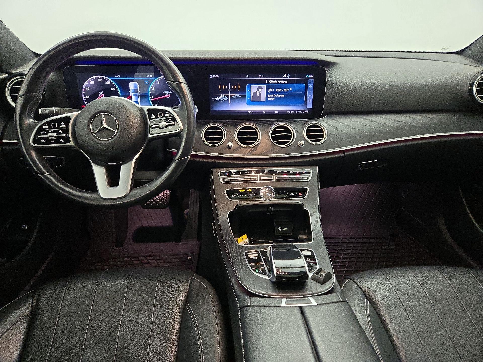 Thumbnail: 2020 Mercedes-Benz E-Class - 9