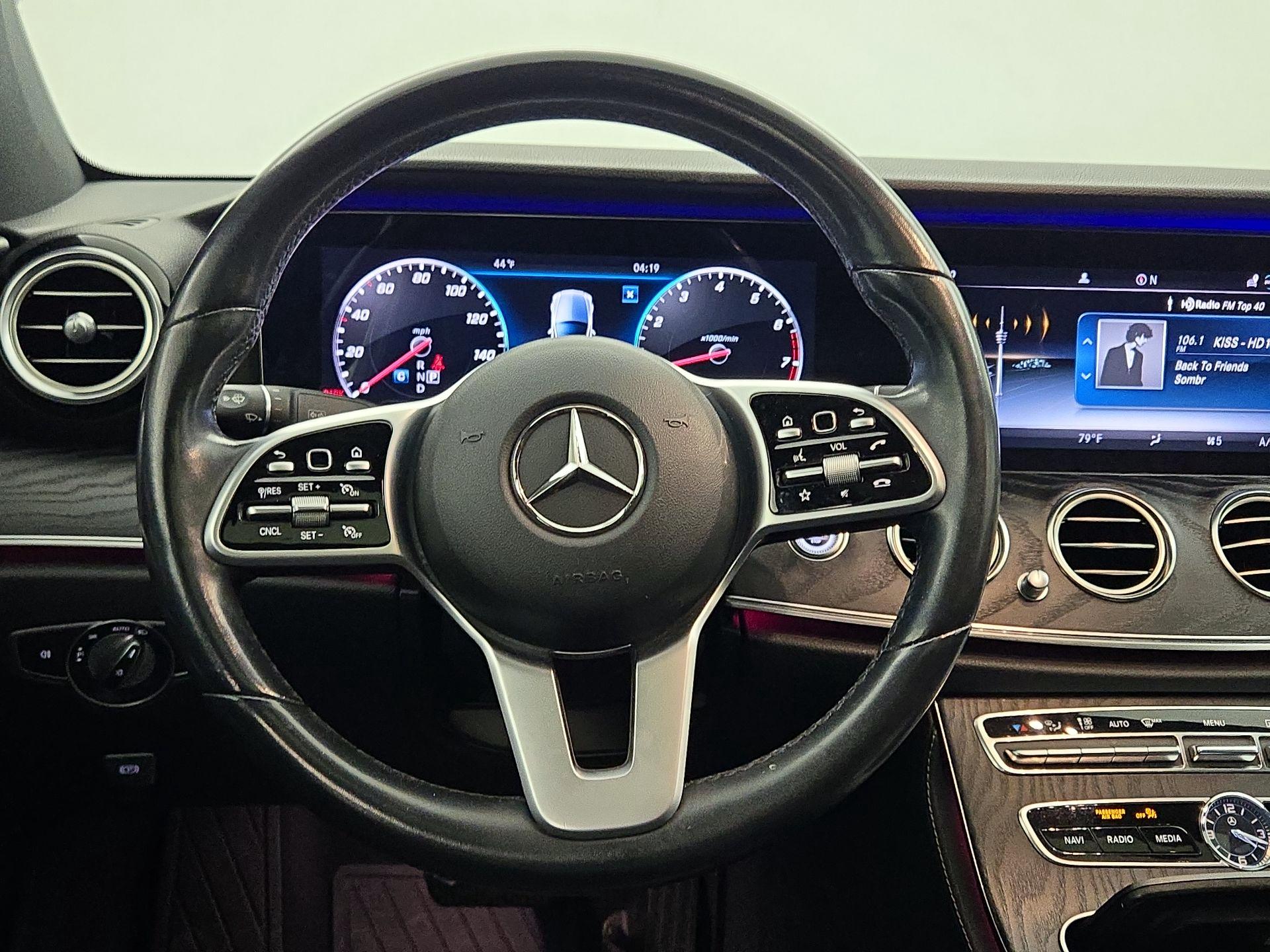 Thumbnail: 2020 Mercedes-Benz E-Class - 10