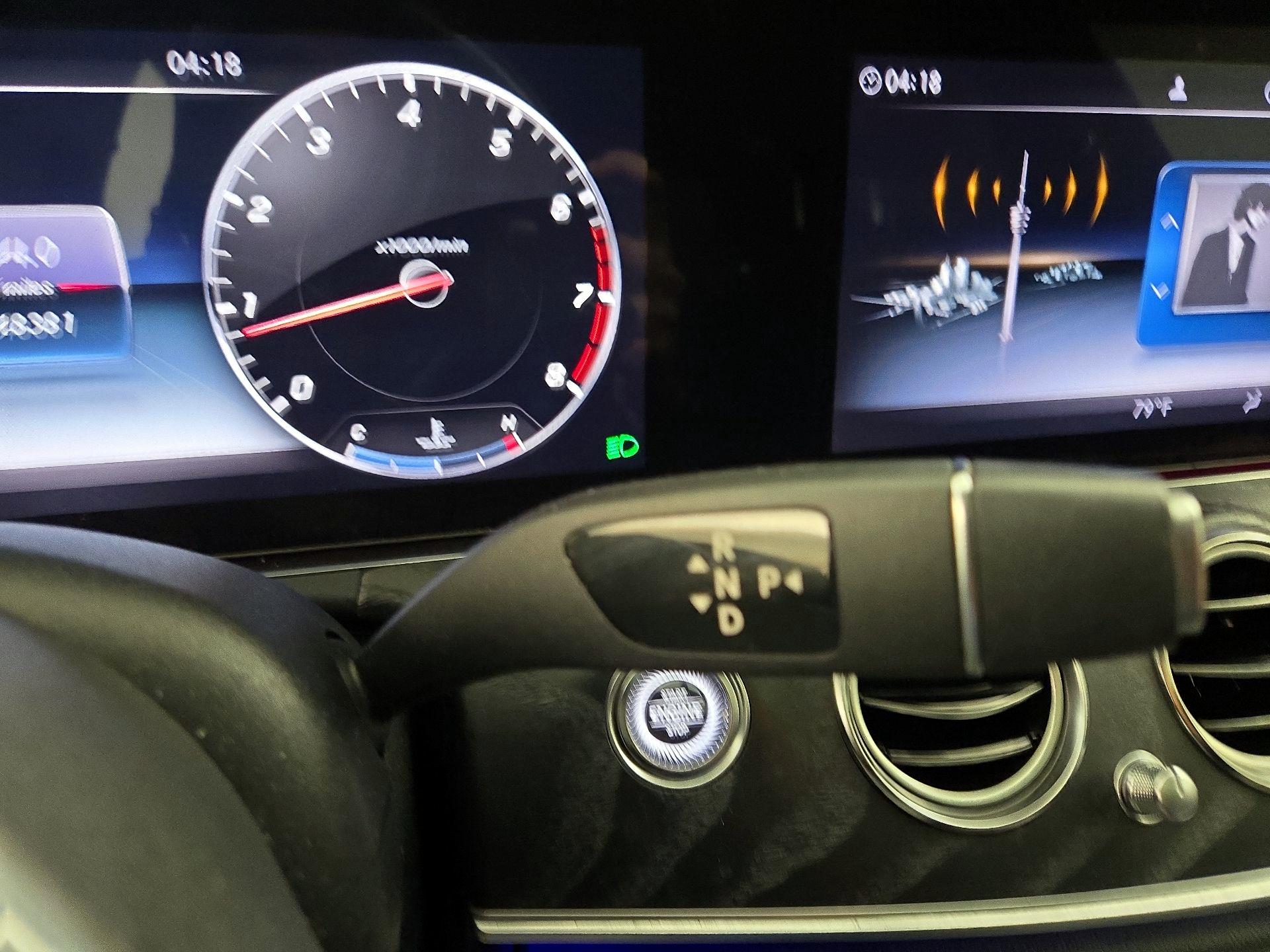 Thumbnail: 2020 Mercedes-Benz E-Class - 17