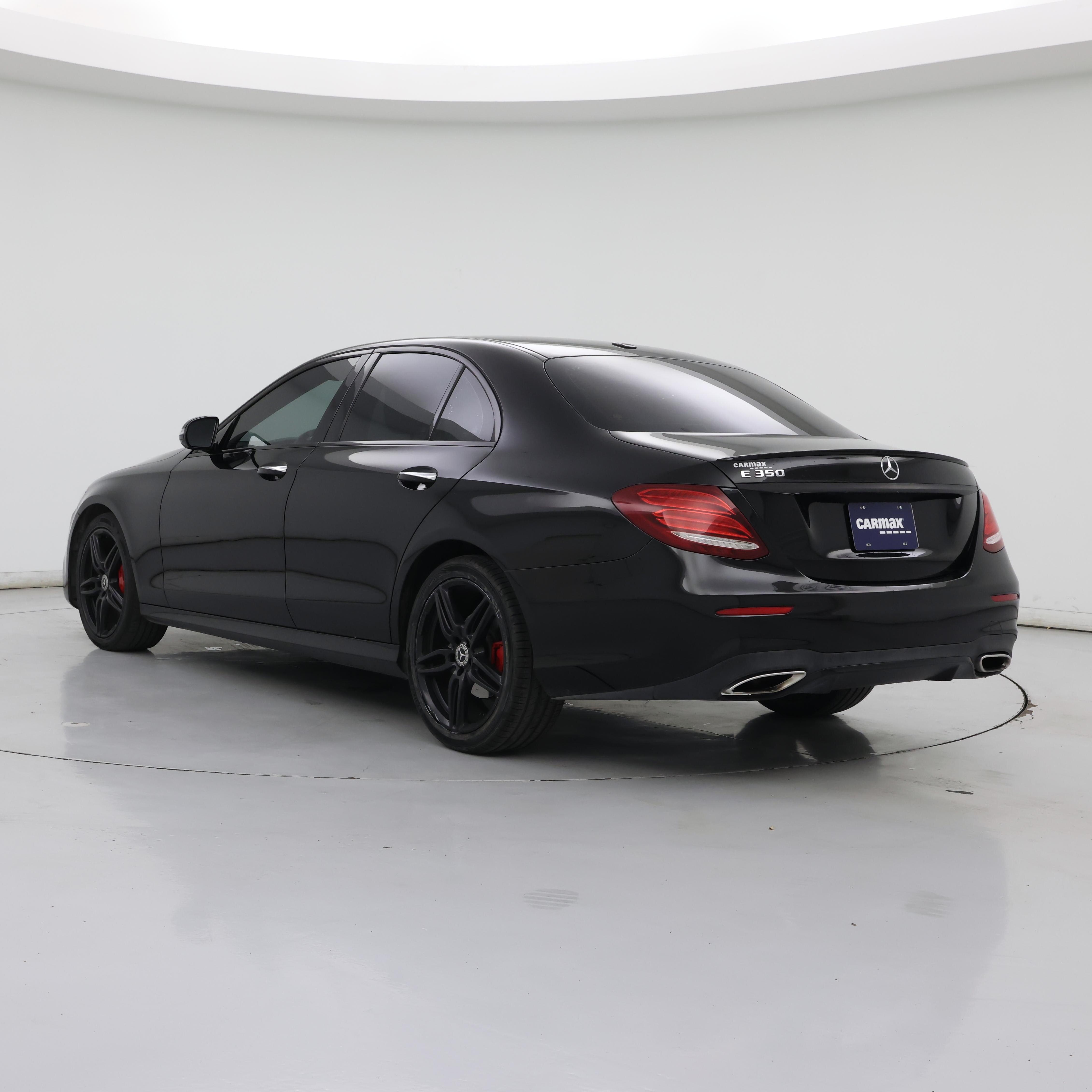 Thumbnail: 2020 Mercedes-Benz E-Class - 2