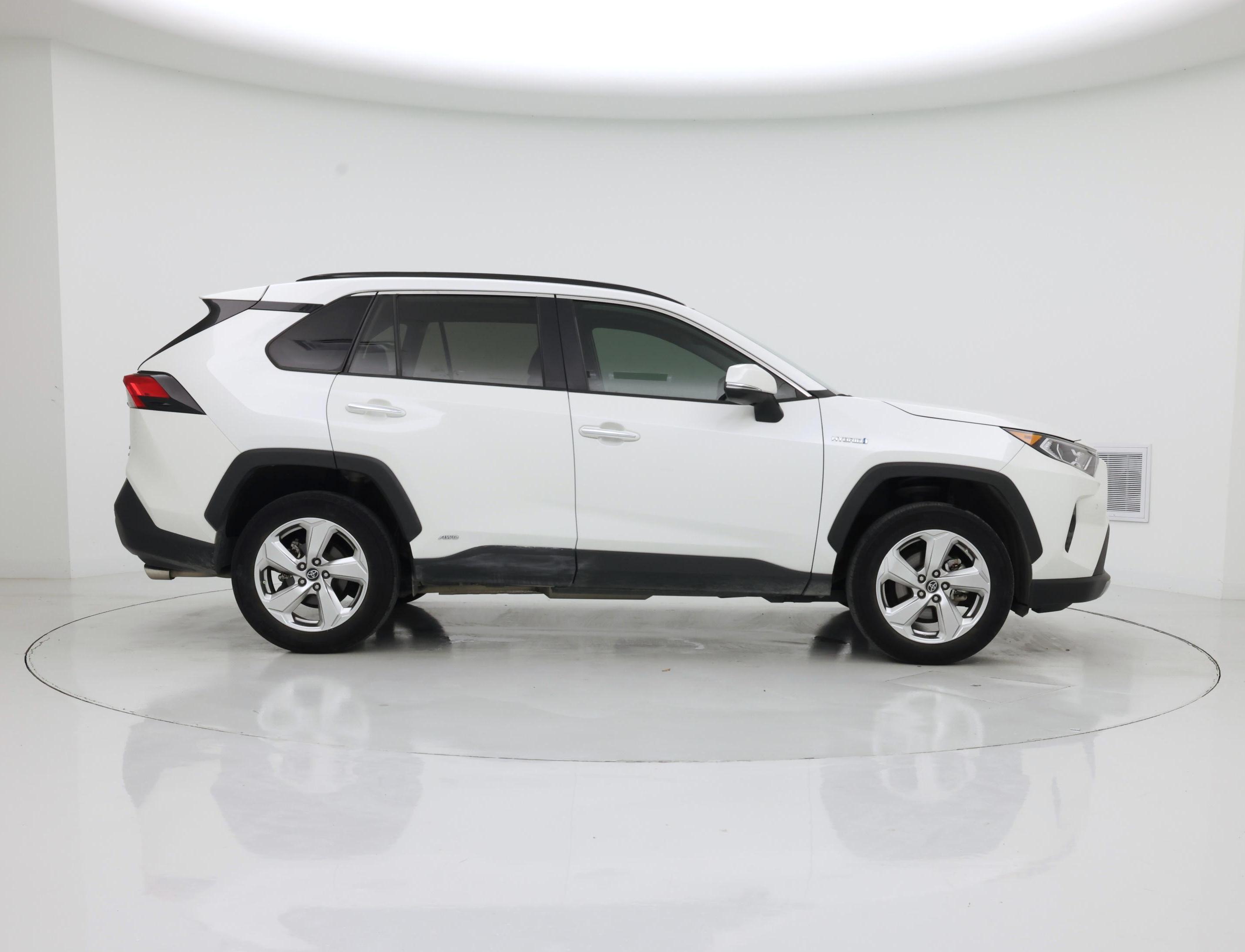 Thumbnail: 2019 Toyota RAV4 - 7