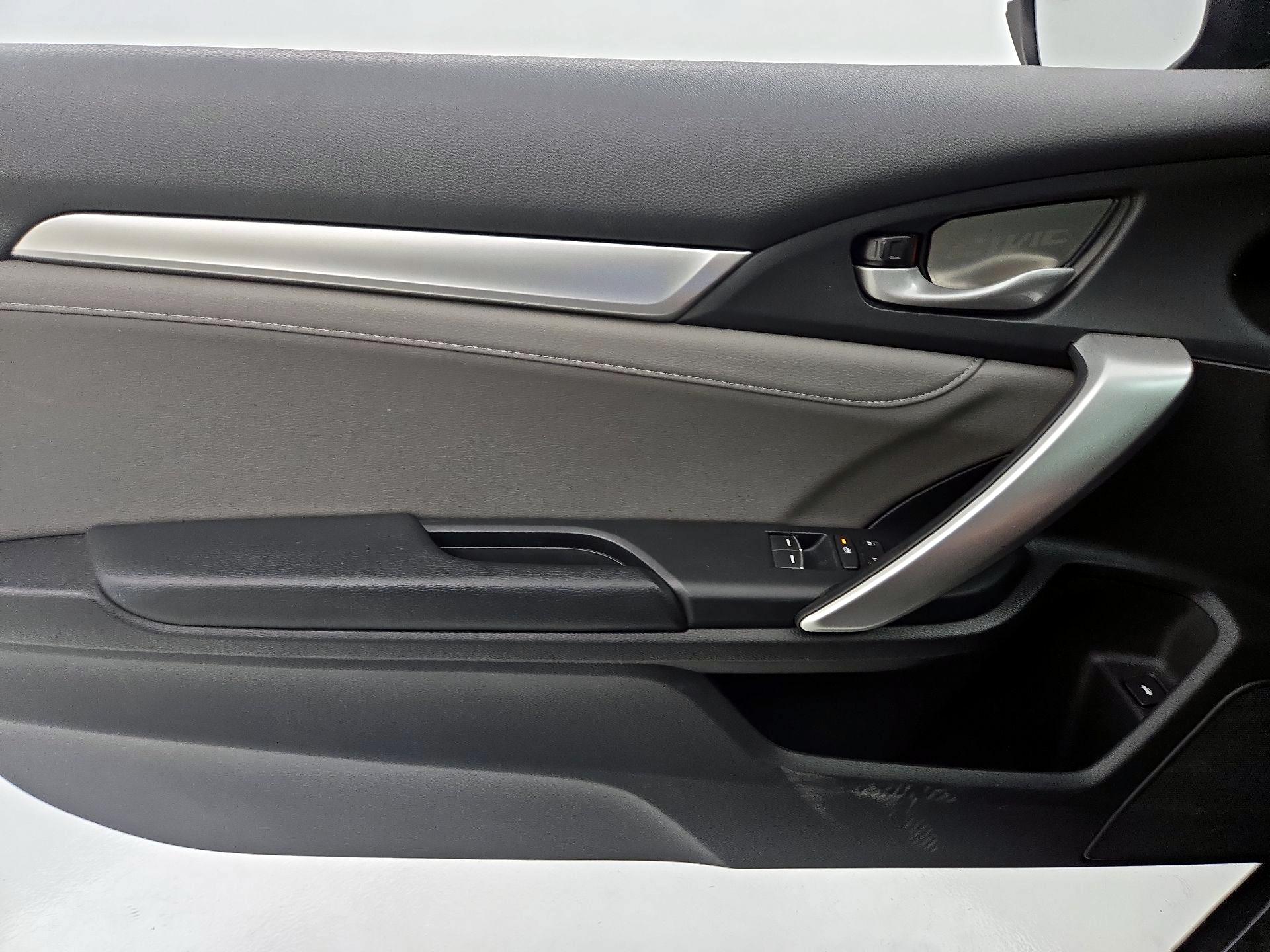 Thumbnail: 2018 Honda Civic - 12