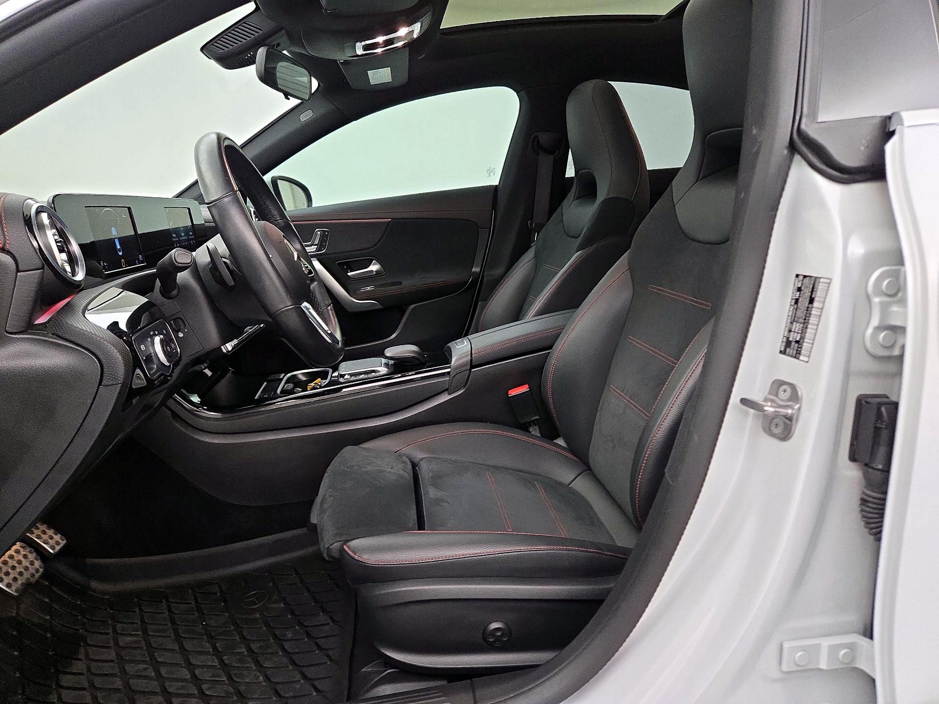 Thumbnail: 2023 Mercedes-Benz CLA - 11