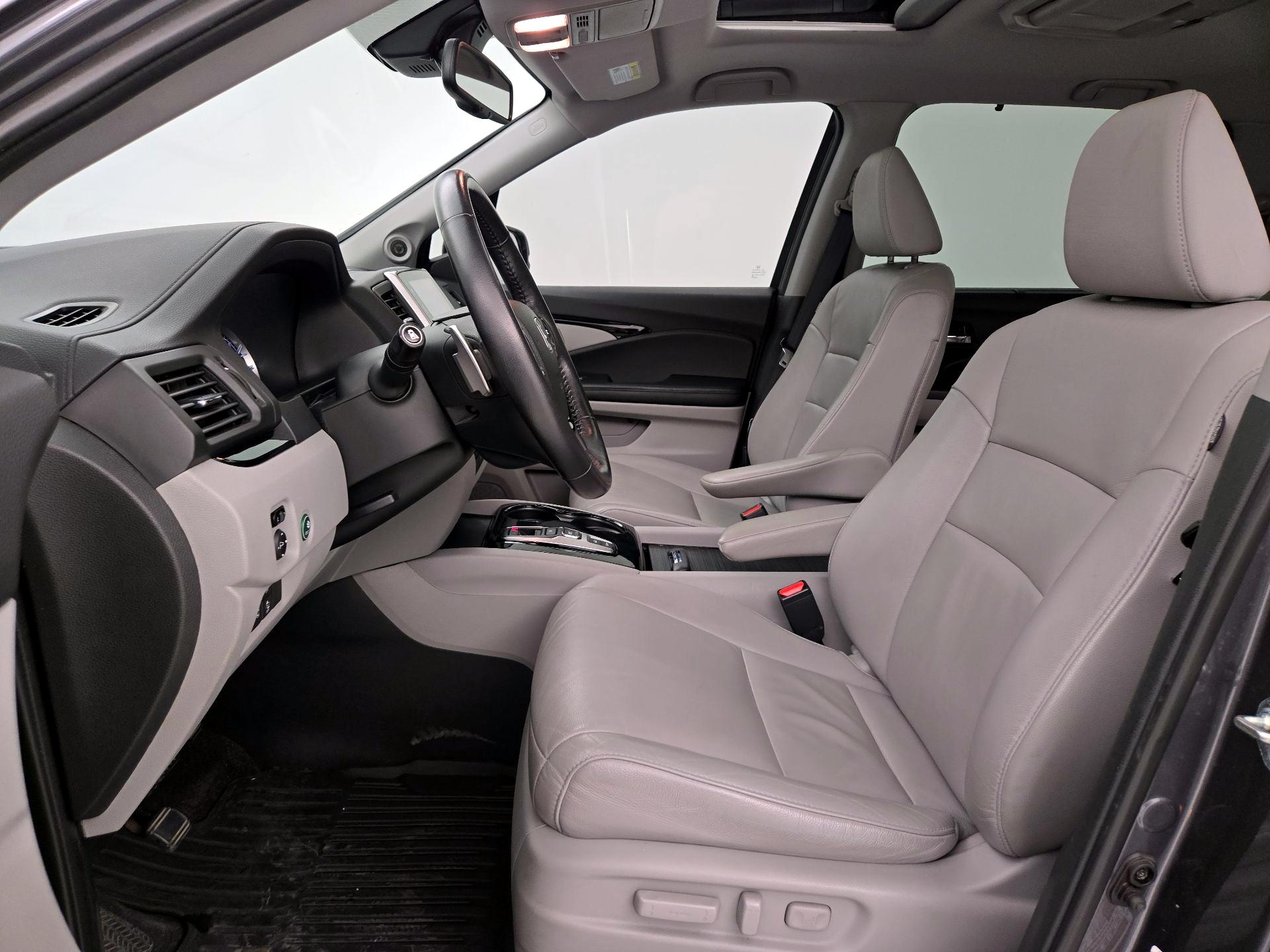 Thumbnail: 2016 Honda Pilot - 11