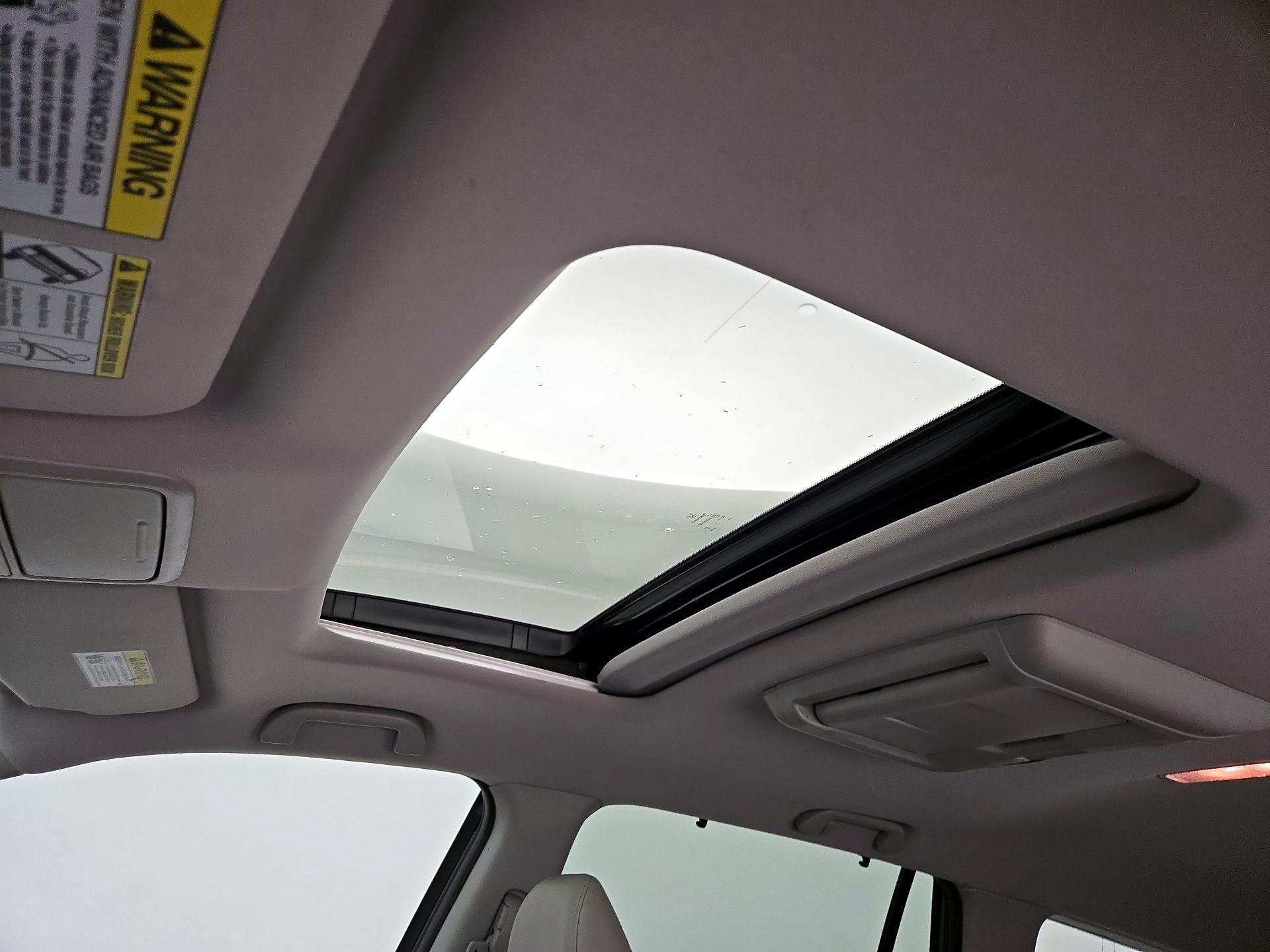 Thumbnail: 2016 Honda Pilot - 19