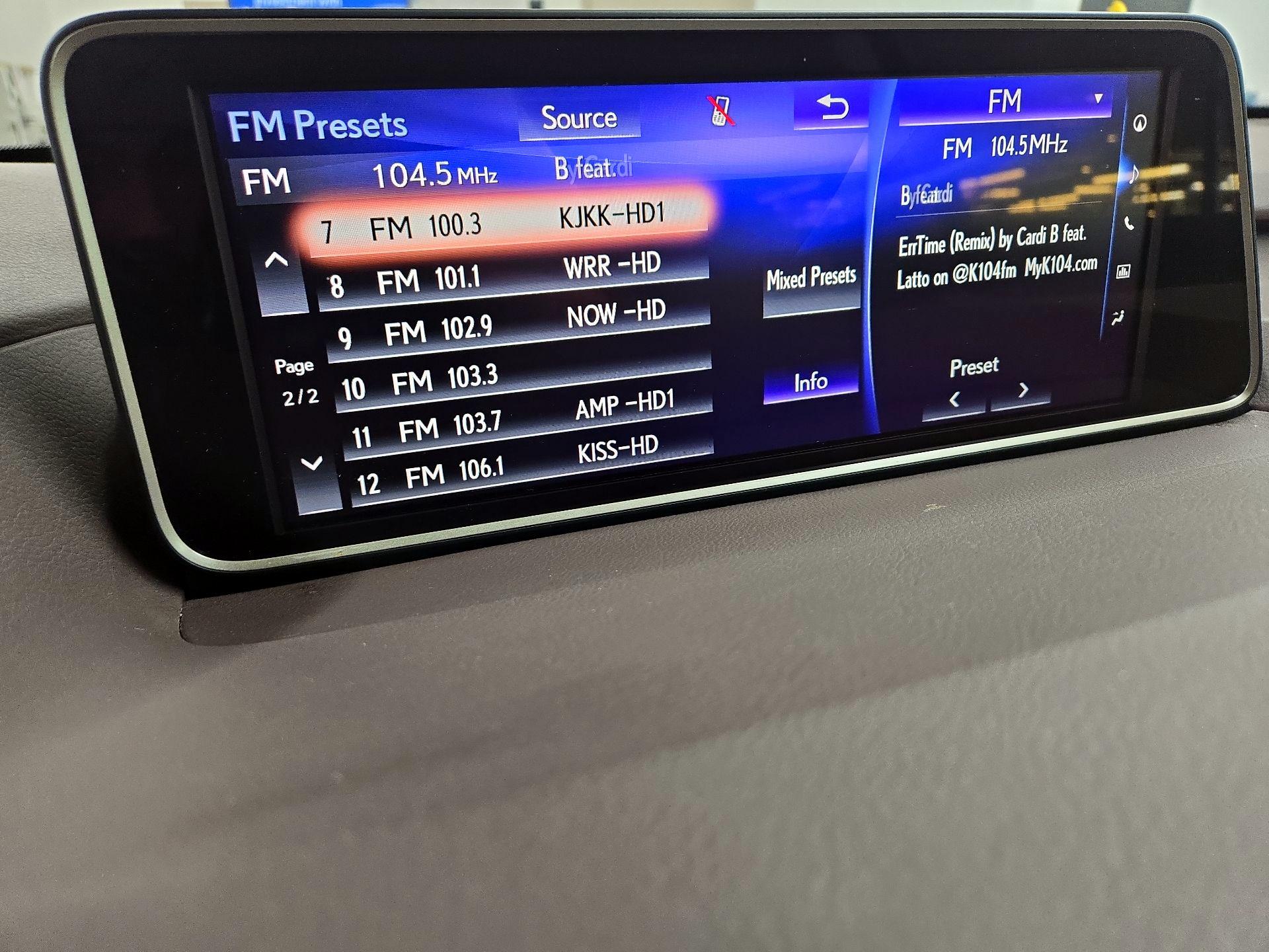 Thumbnail: 2017 Lexus RX - 15