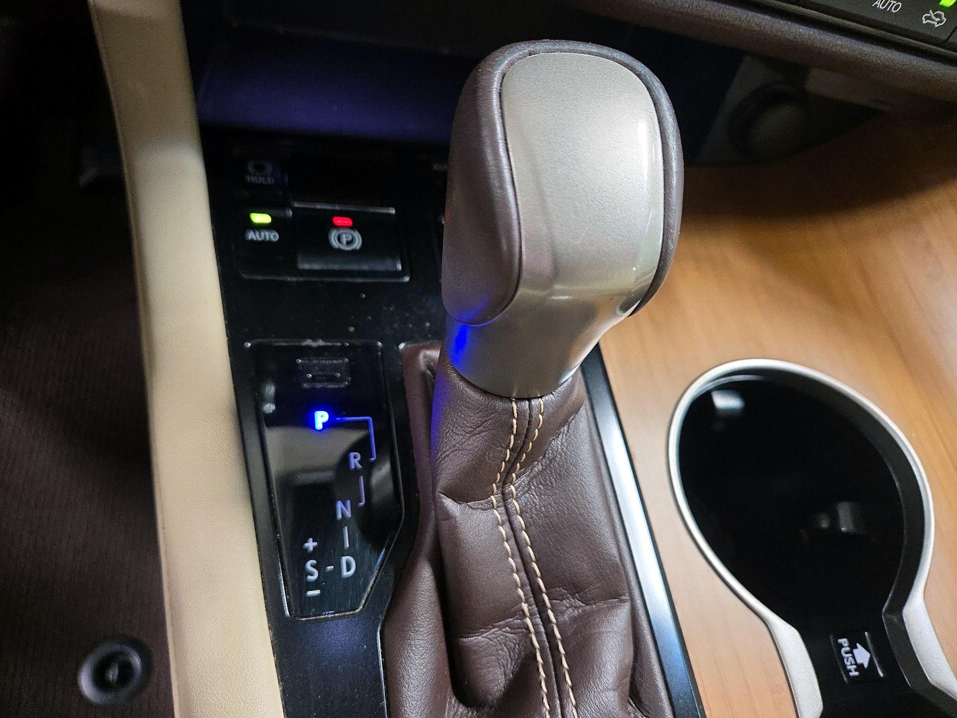 Thumbnail: 2017 Lexus RX - 17