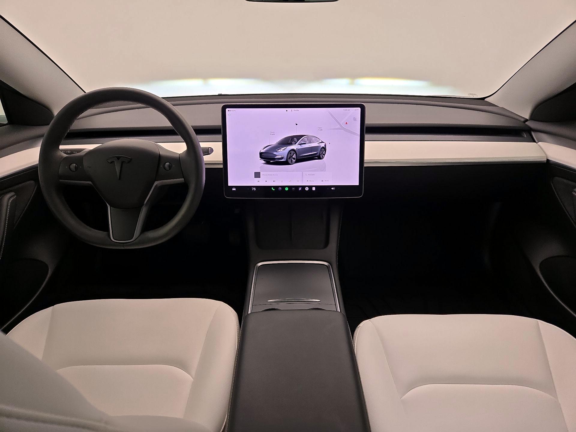 Thumbnail: 2023 Tesla Model 3 - 9