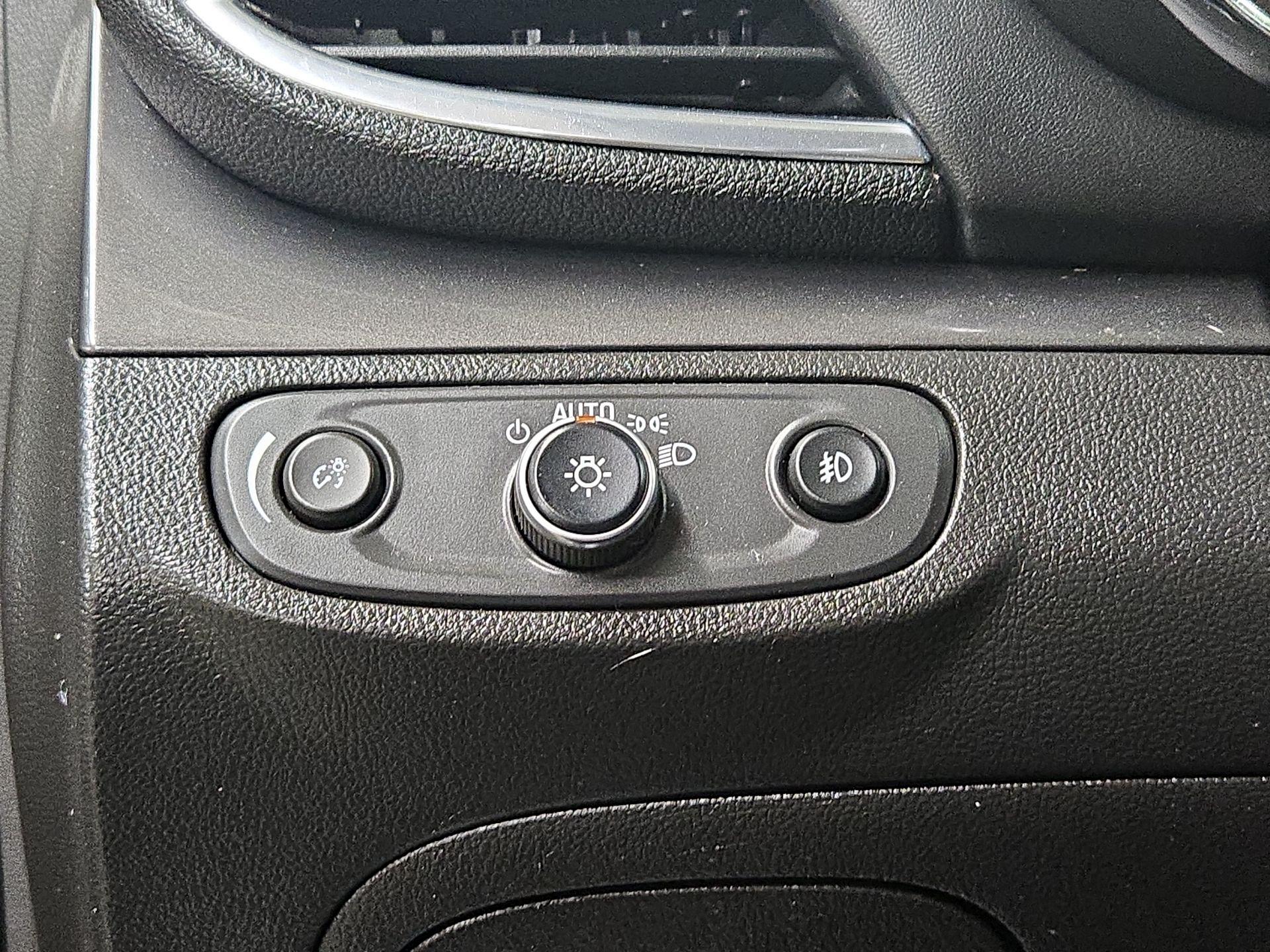 Thumbnail: 2018 Buick Encore - 13