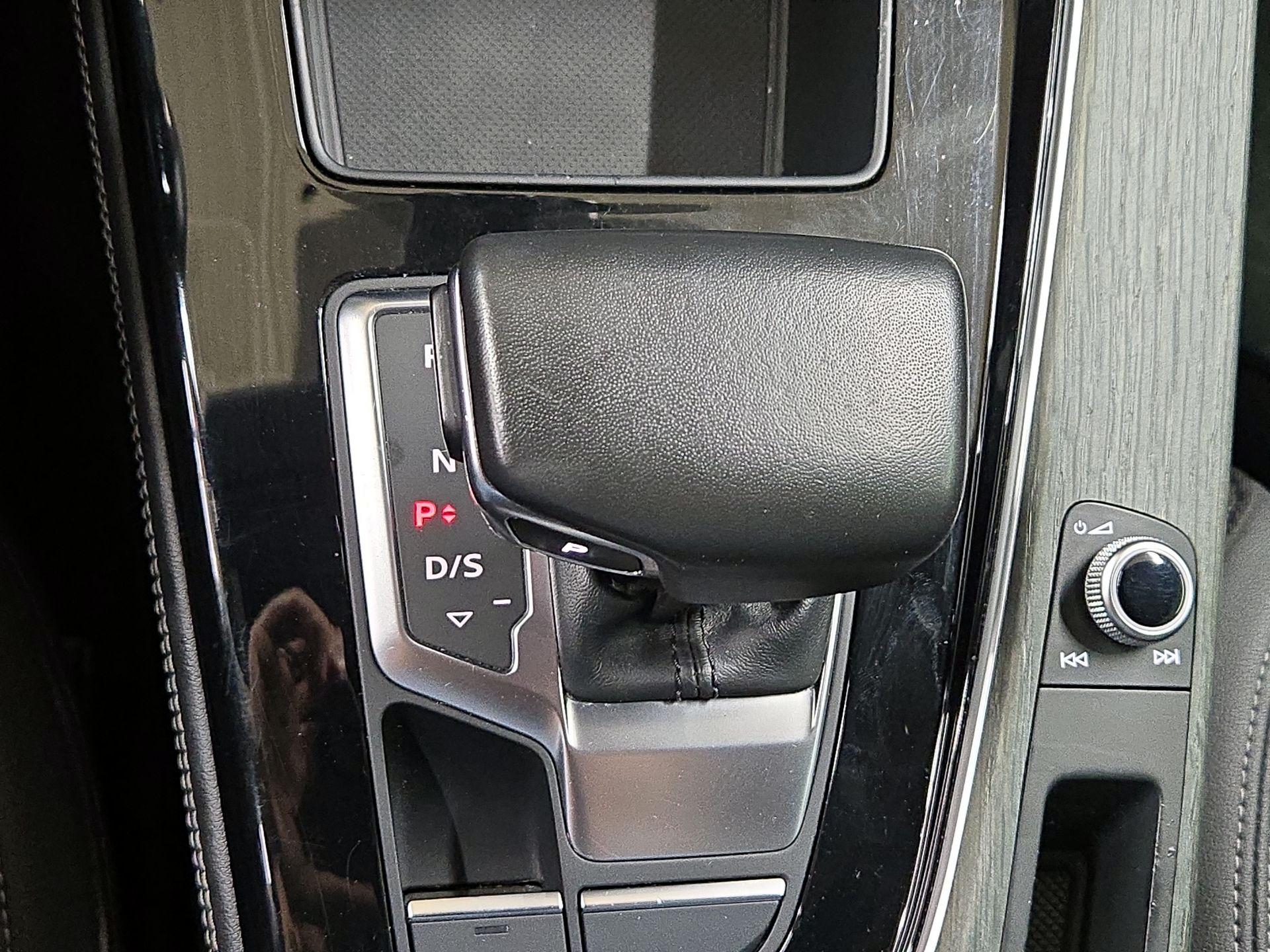 Thumbnail: 2022 Audi A4 - 16