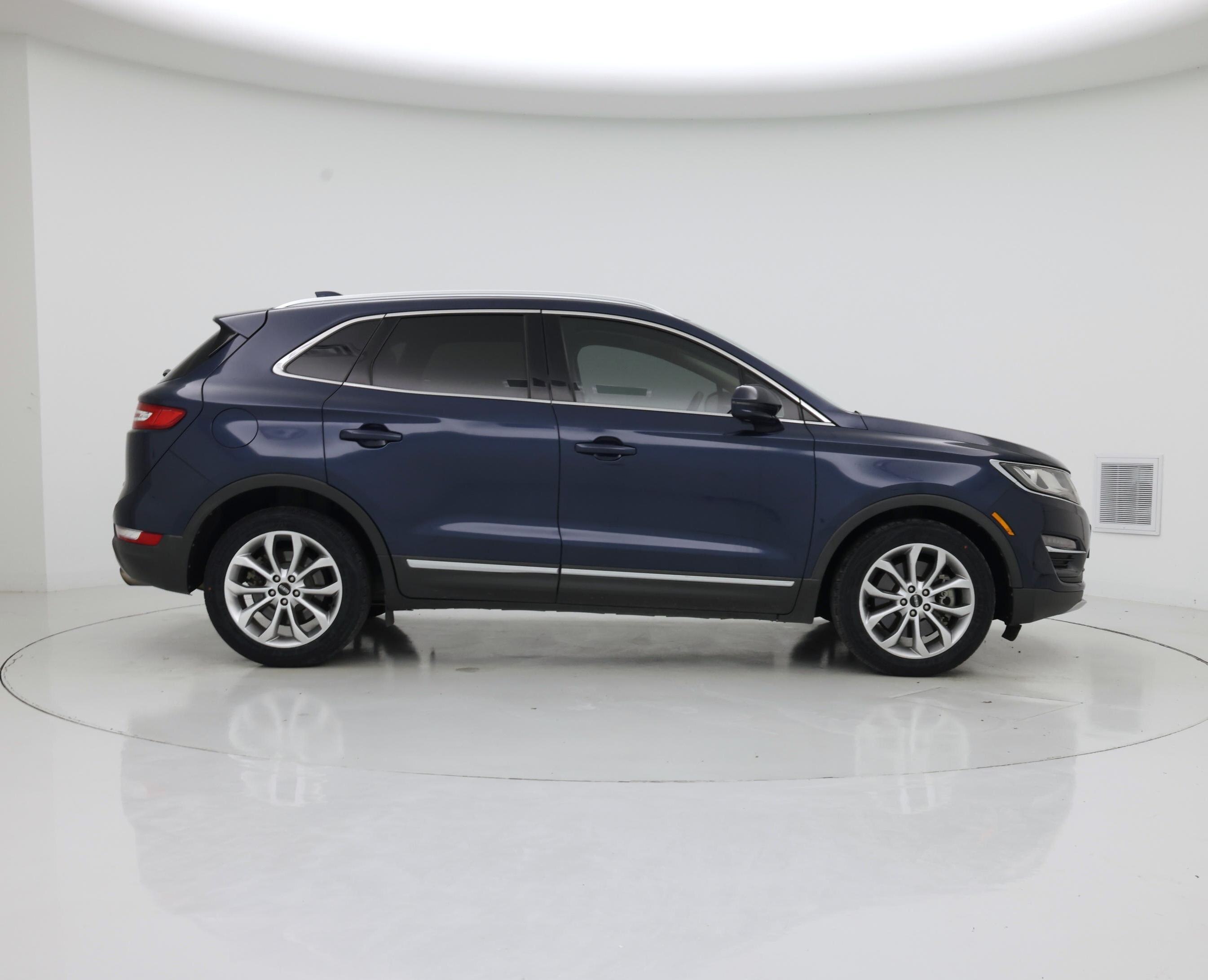Thumbnail: 2017 Lincoln MKC - 7