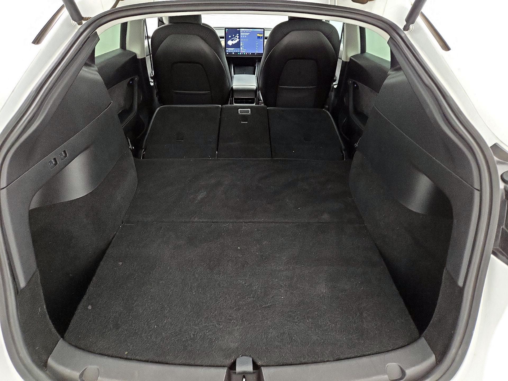 Thumbnail: 2020 Tesla Model Y - 20