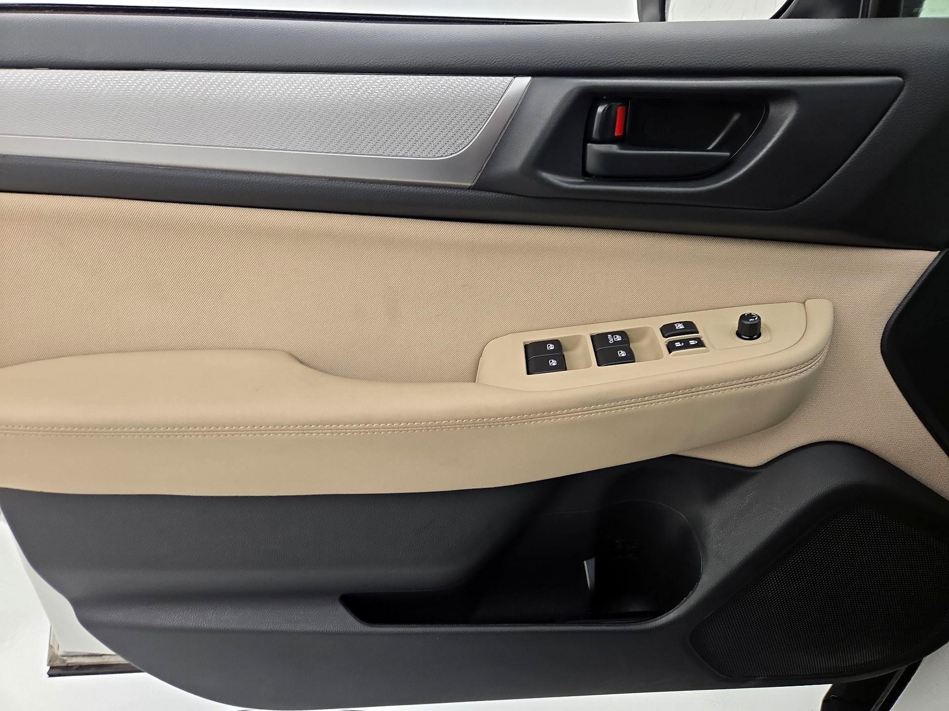 Thumbnail: 2019 Subaru Outback - 12