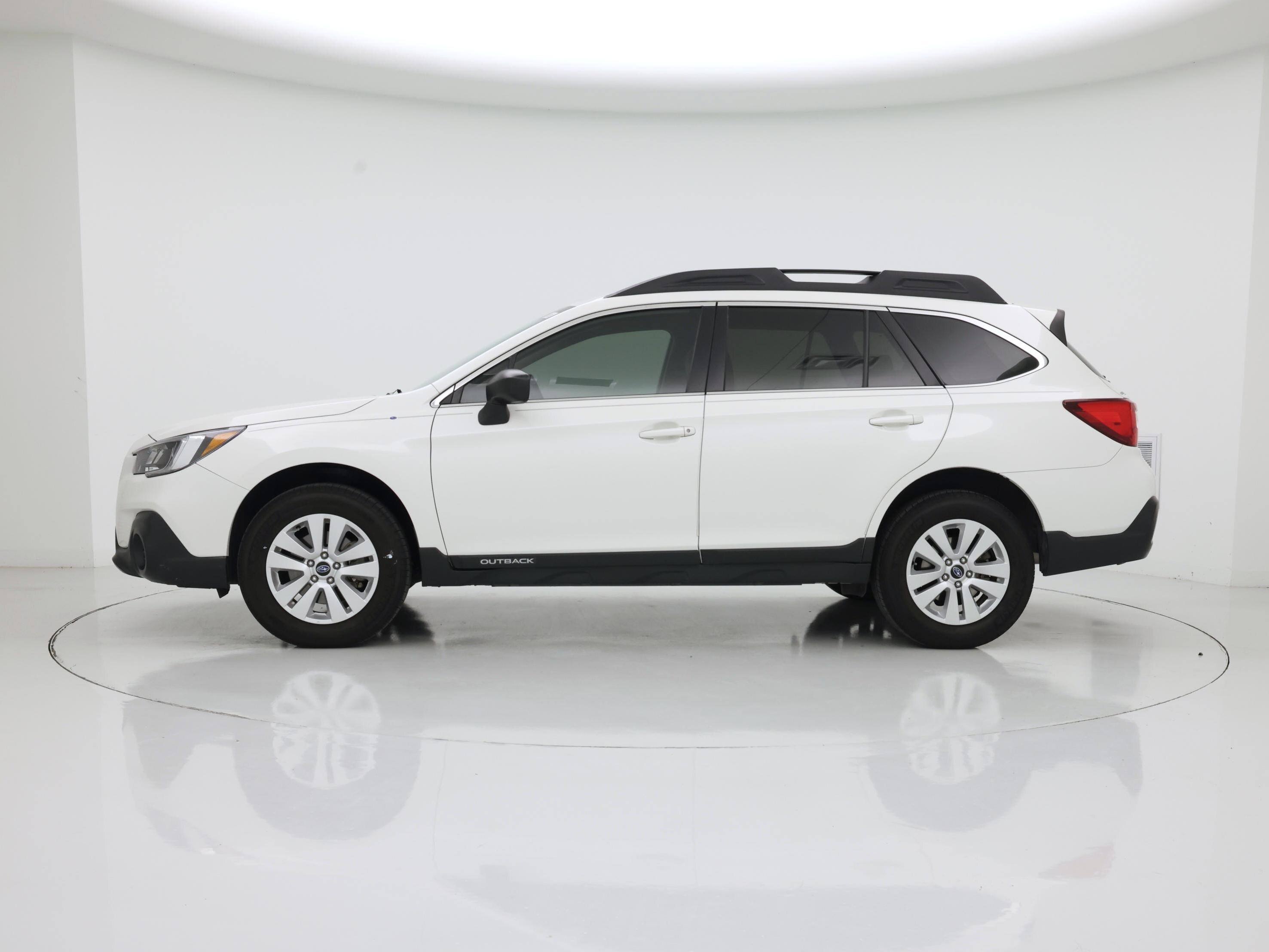 Thumbnail: 2019 Subaru Outback - 3