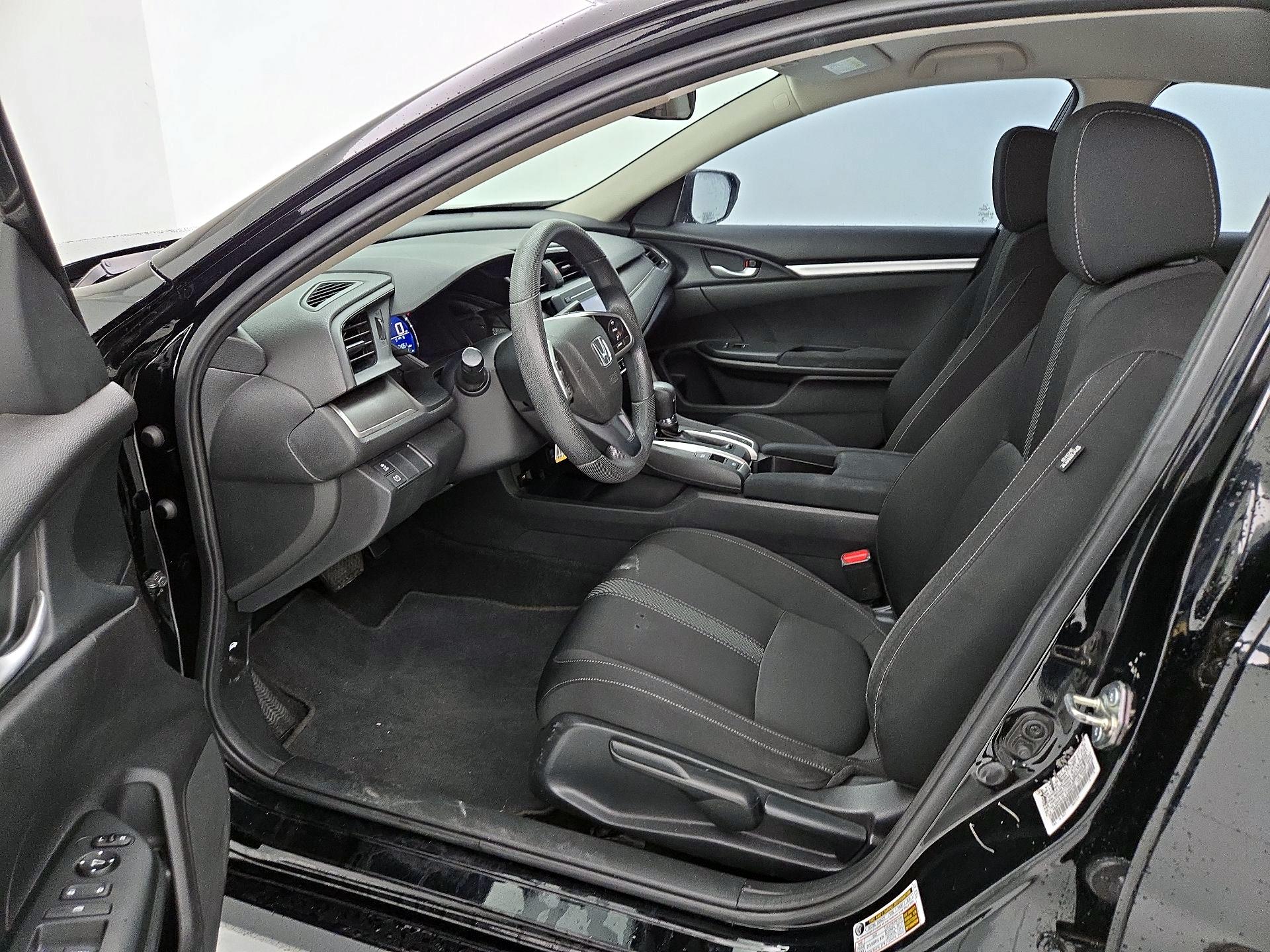 Thumbnail: 2016 Honda Civic - 11