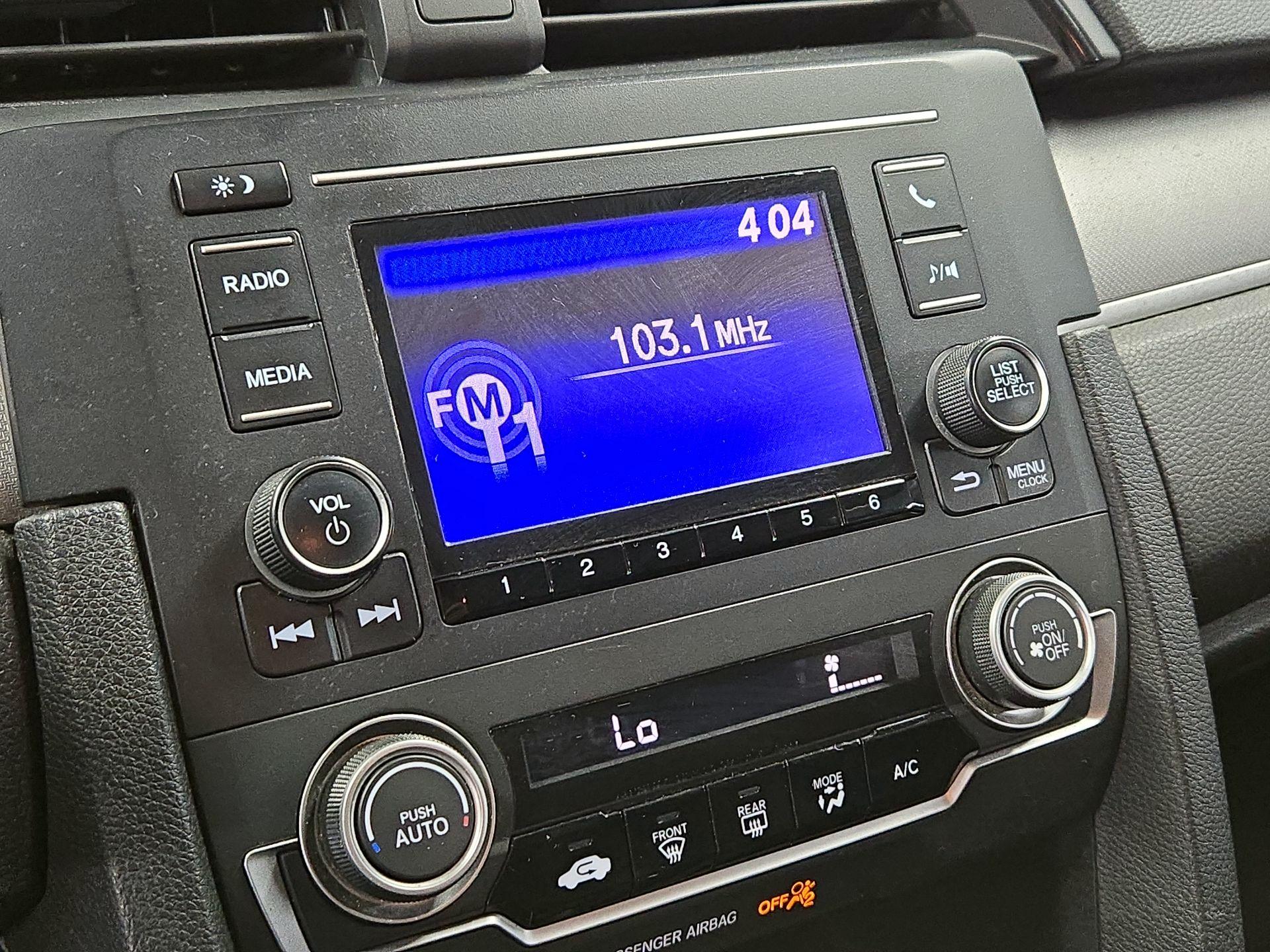 Thumbnail: 2016 Honda Civic - 15