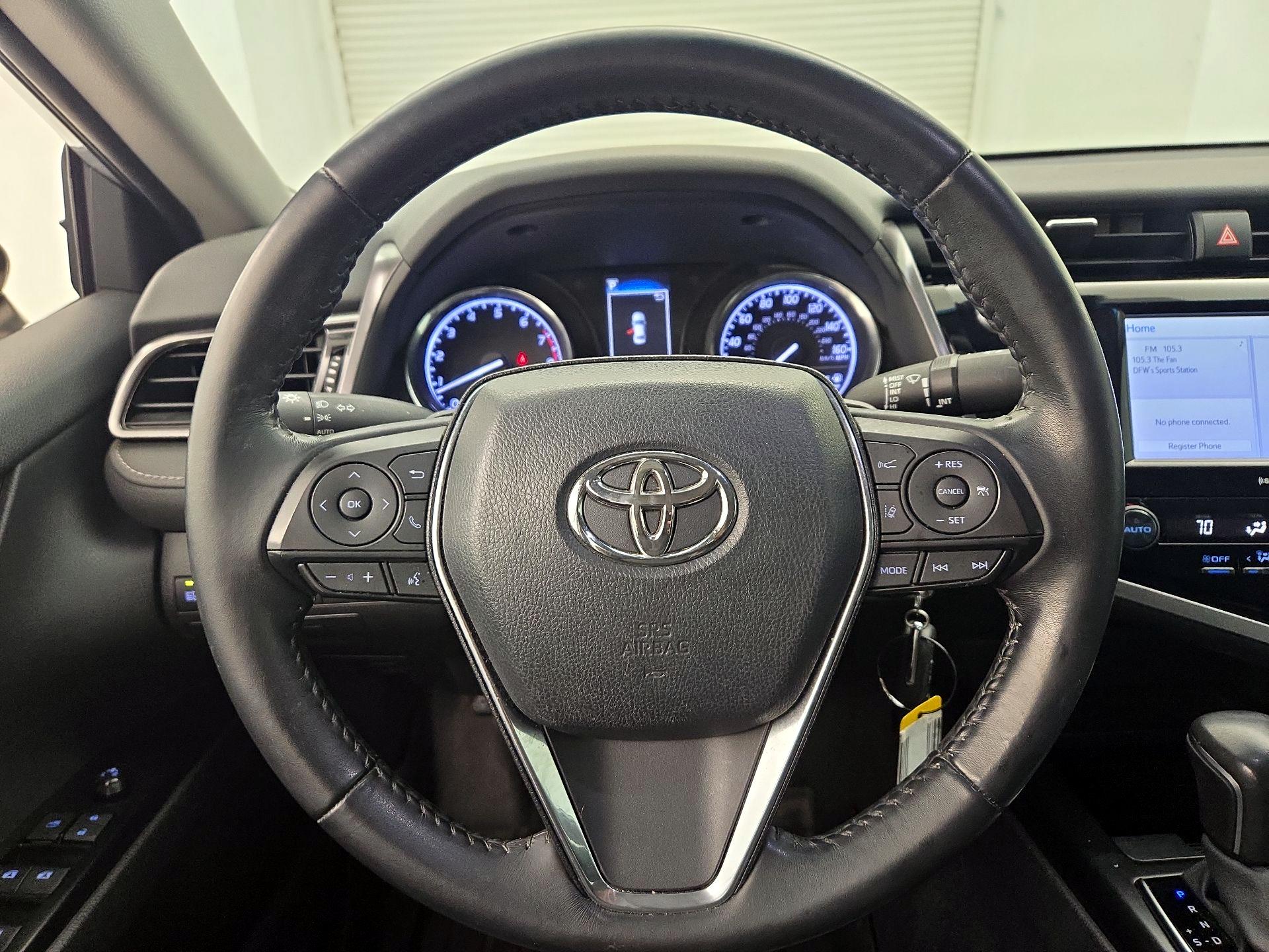 Thumbnail: 2020 Toyota Camry - 10